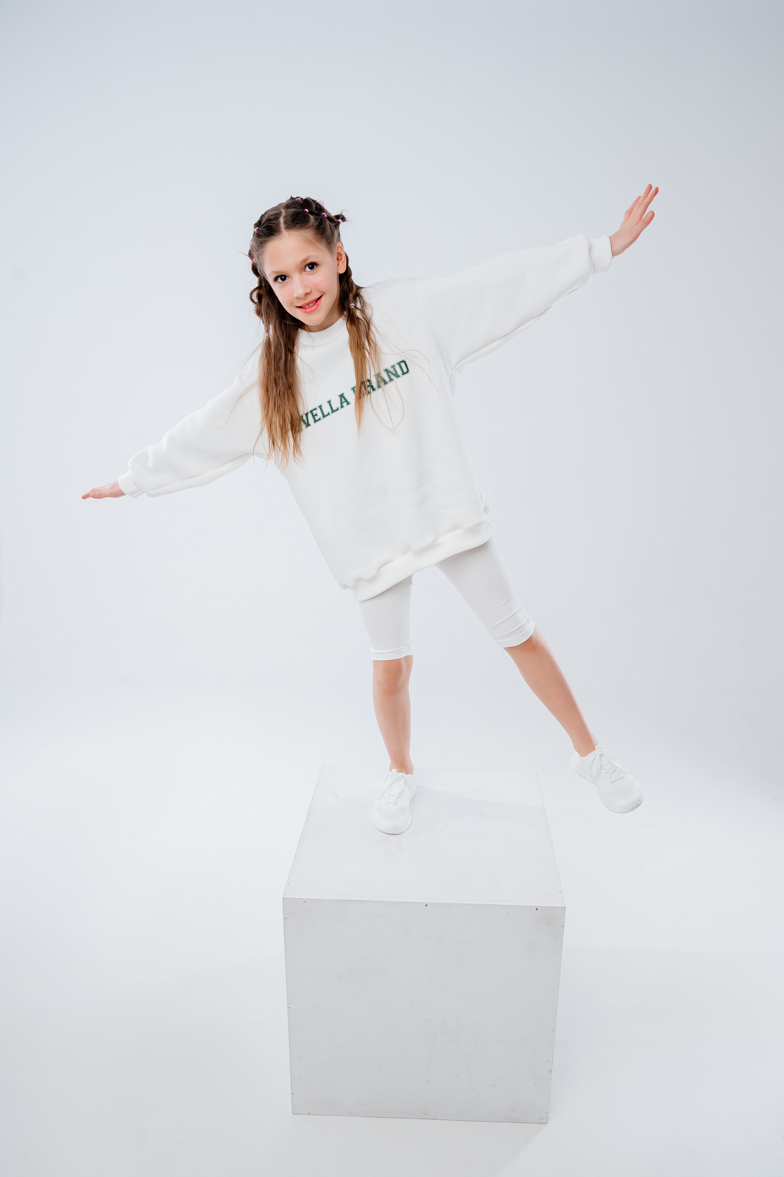 Каталог для Evella Brand. Свадебный и семейный фотограф в Сочи Никита Пищов