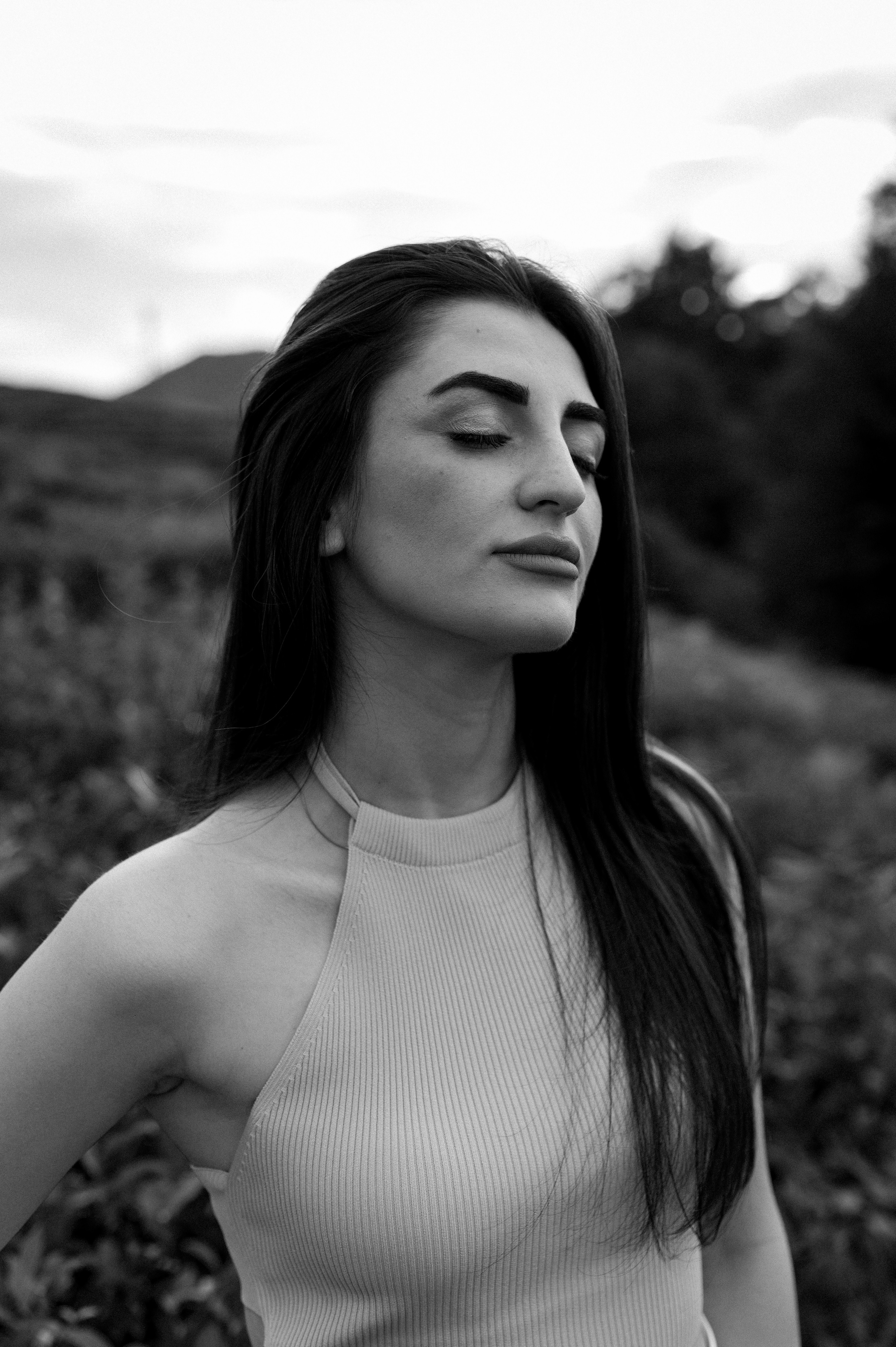 Женская фотосессия на Чайных плантациях. Свадебный и семейный фотограф в Сочи Никита Пищов