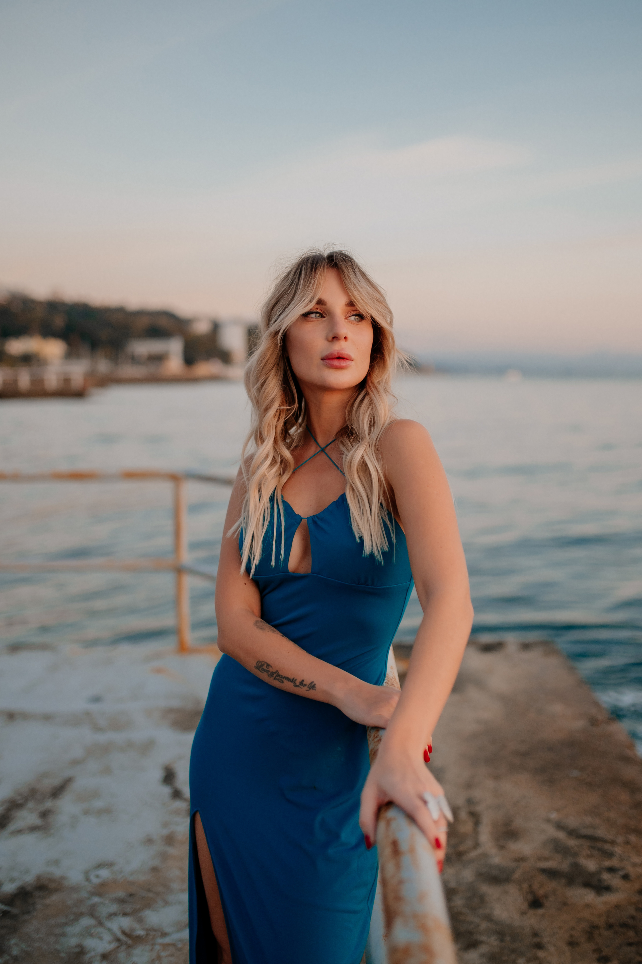 Свадебный вечер в кругу близких. Свадебный и семейный фотограф в Сочи Никита Пищов