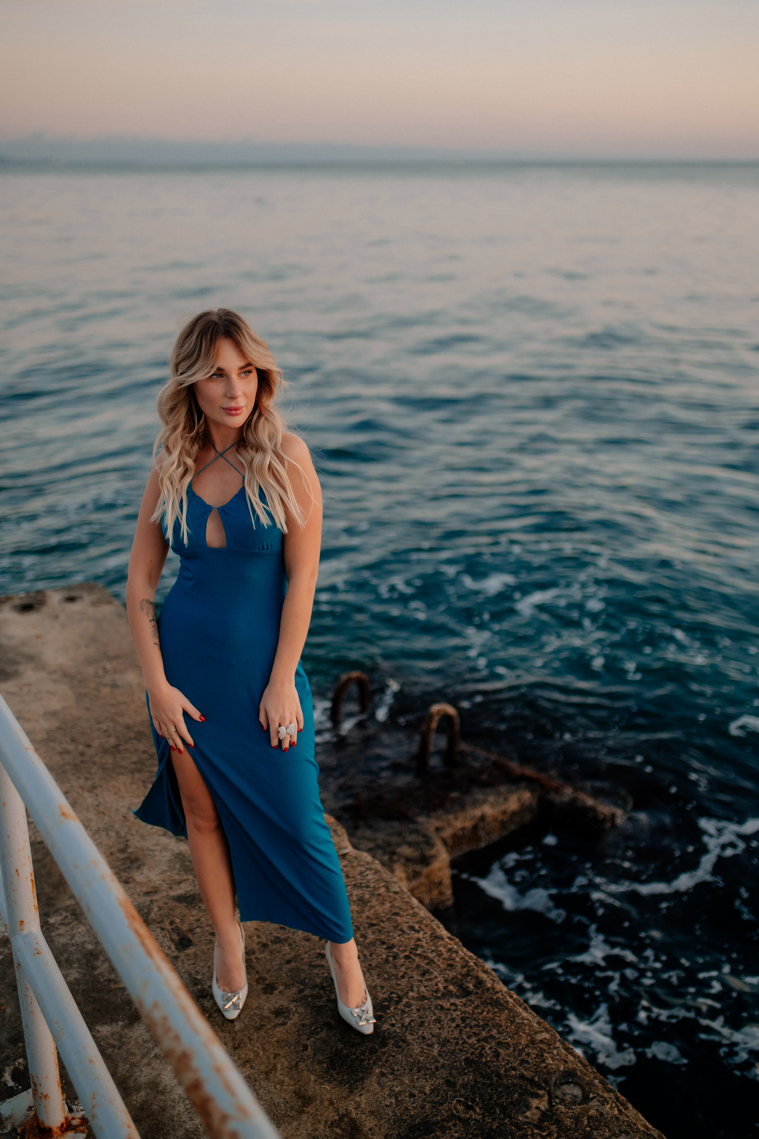 Свадебный вечер в кругу близких. Свадебный и семейный фотограф в Сочи Никита Пищов