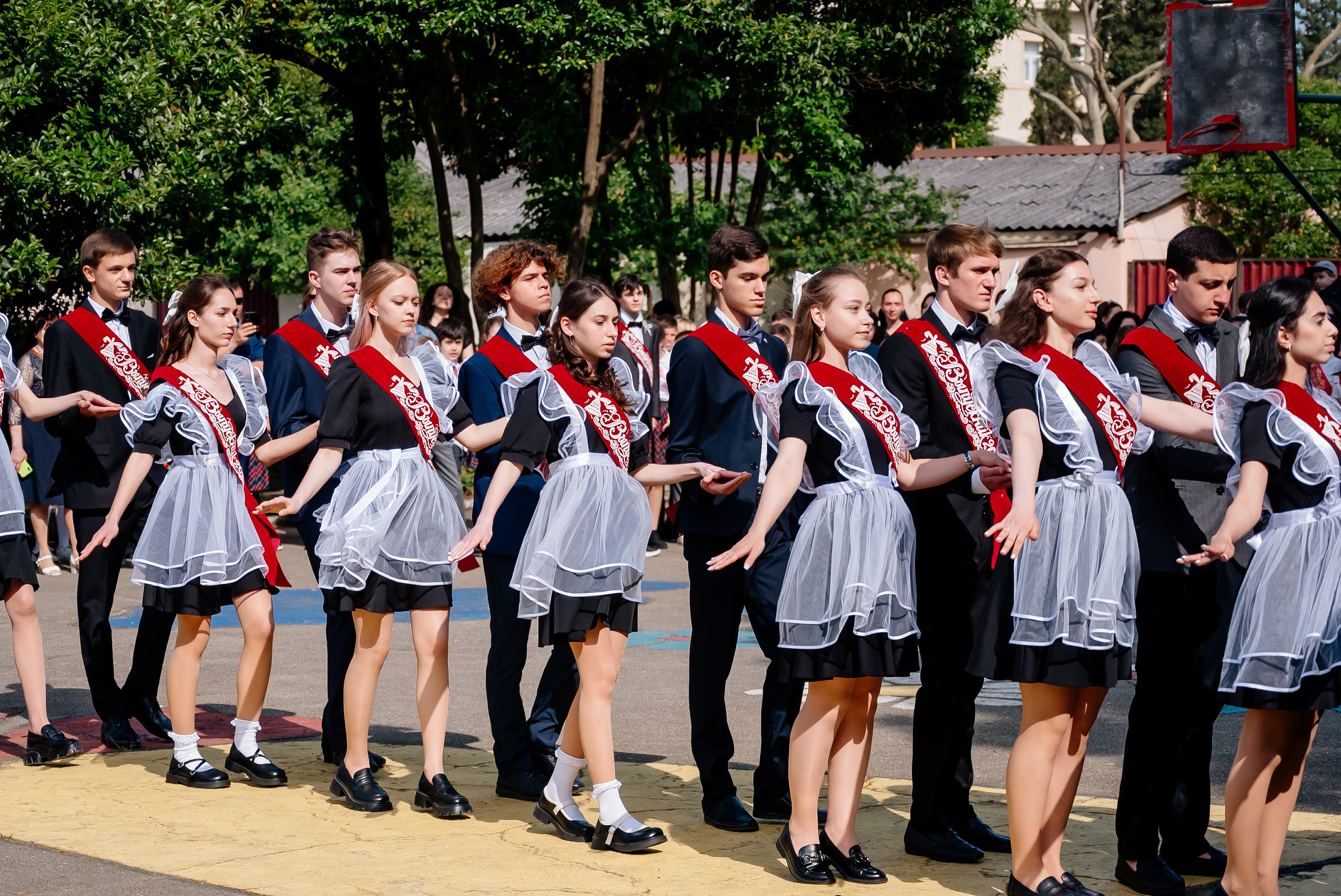 Последний звонок 2023. Свадебный и семейный фотограф в Сочи Никита Пищов