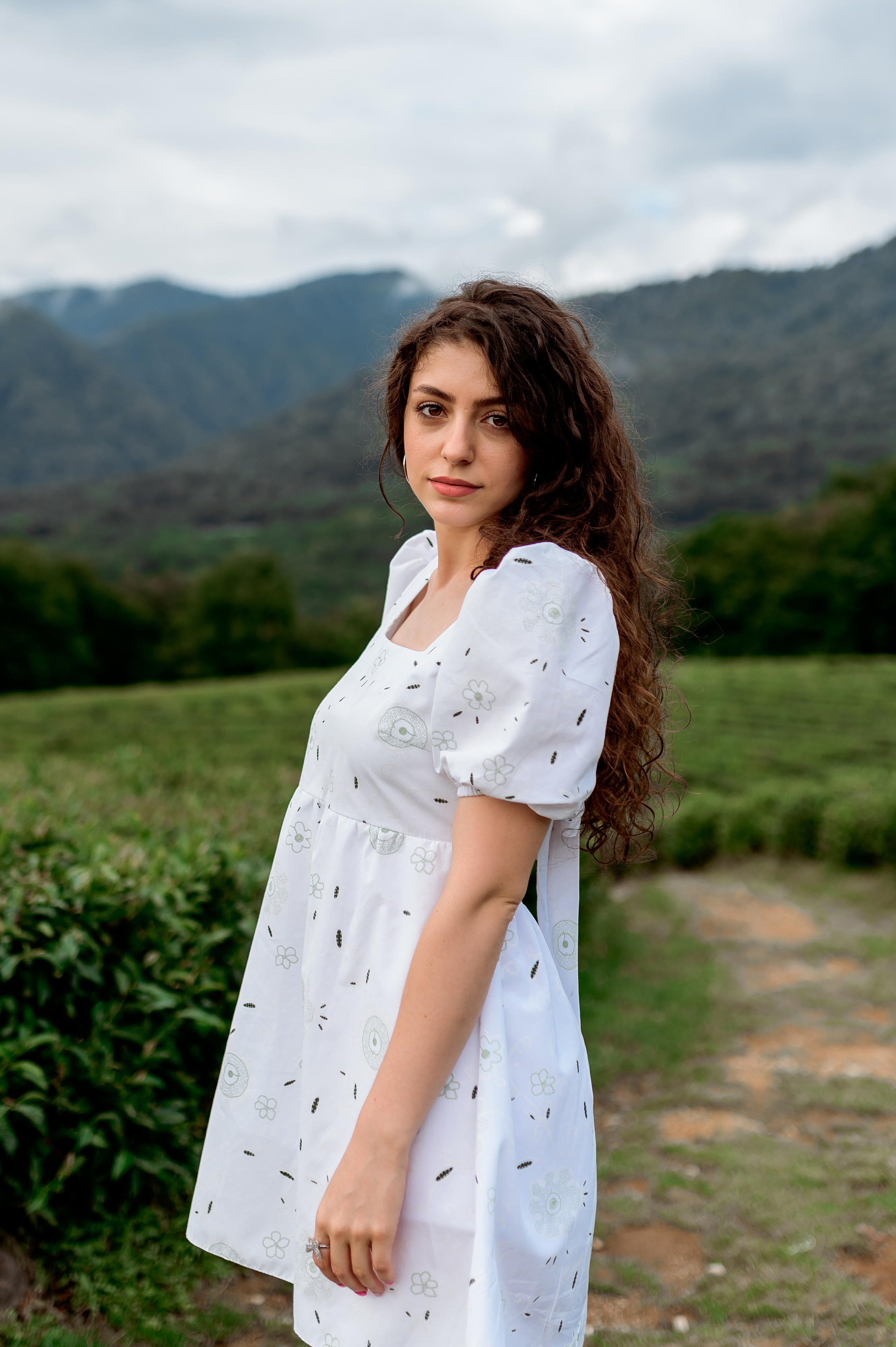 Женская фотосессия на Чайных плантациях. Свадебный и семейный фотограф в Сочи Никита Пищов