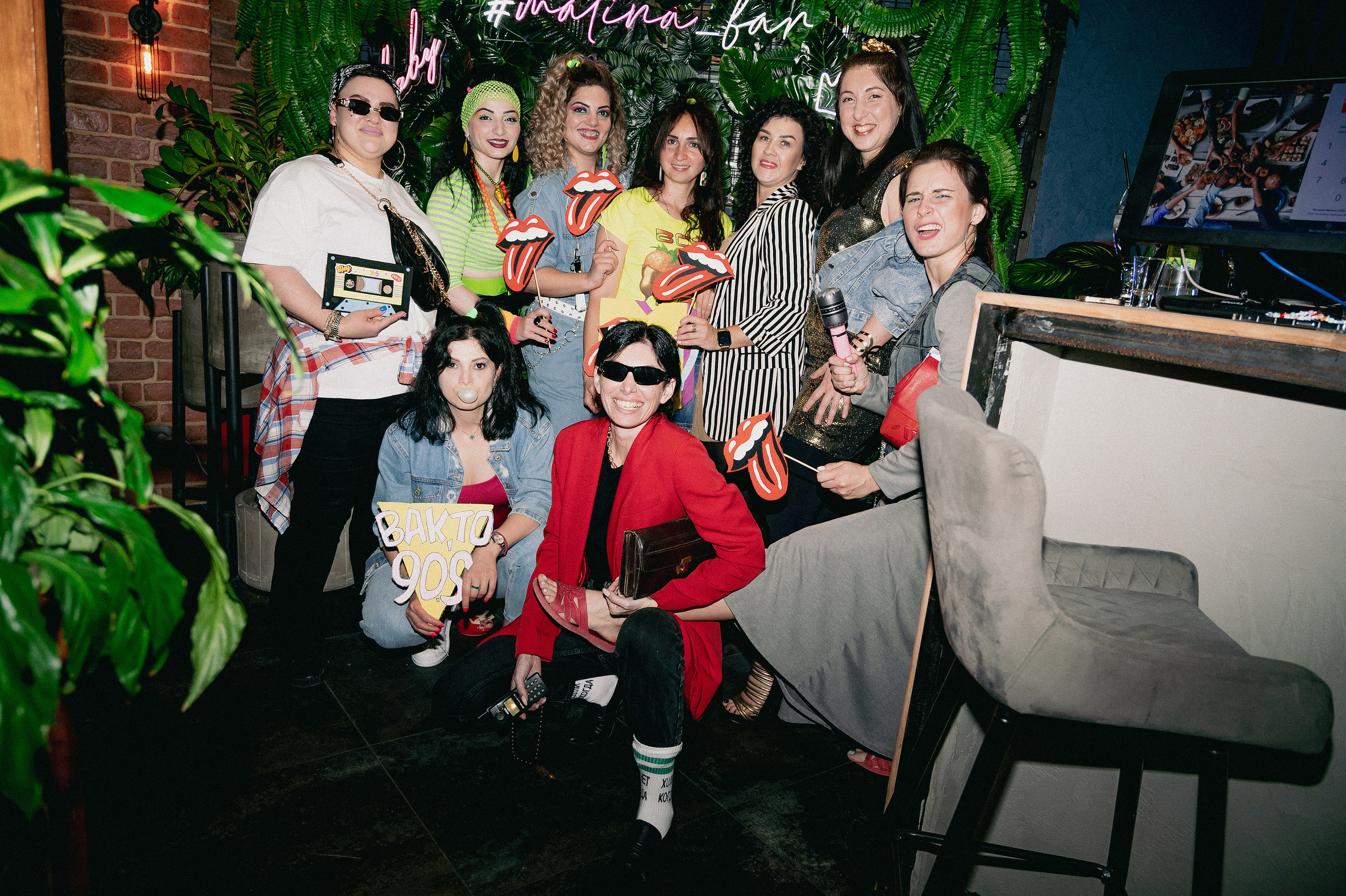 День рождения в стиле 90х. Свадебный и семейный фотограф в Сочи Никита Пищов