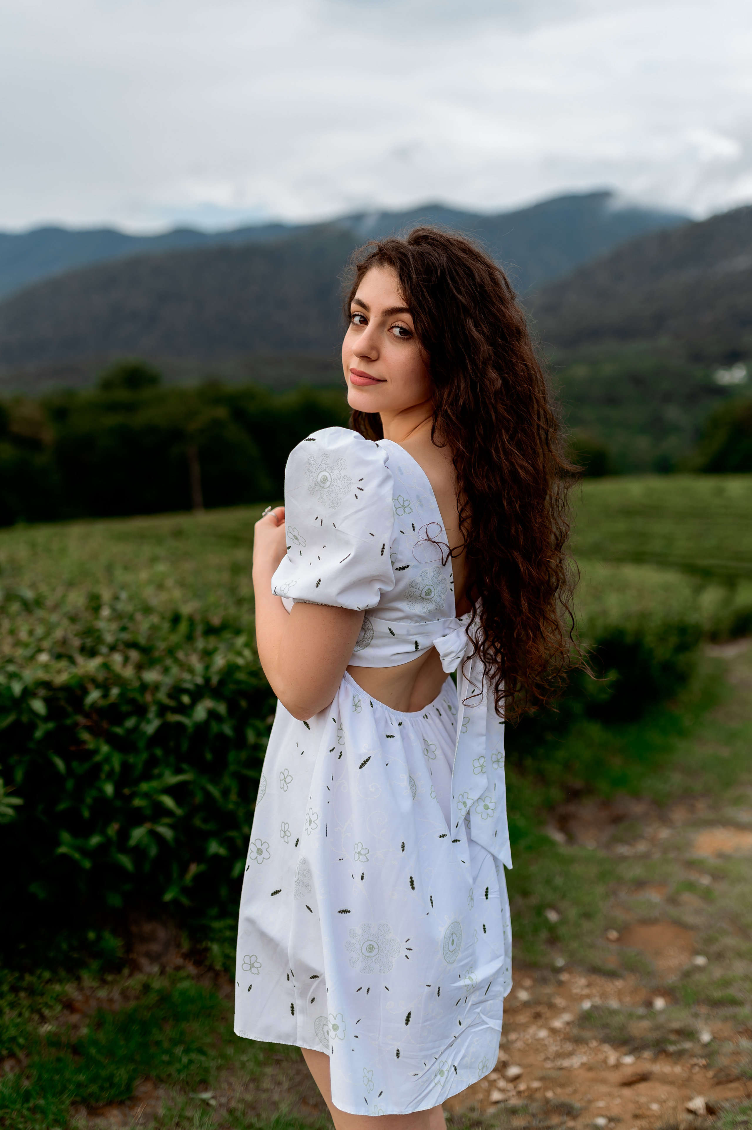 Женская фотосессия на Чайных плантациях. Свадебный и семейный фотограф в Сочи Никита Пищов