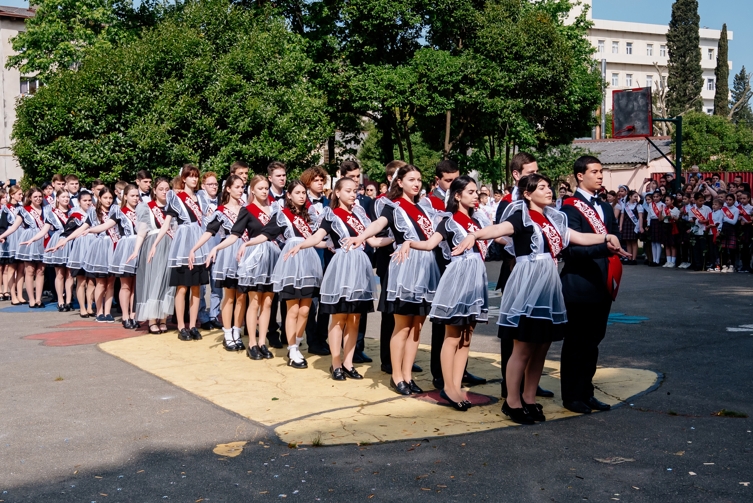 Последний звонок 2023. Свадебный и семейный фотограф в Сочи Никита Пищов