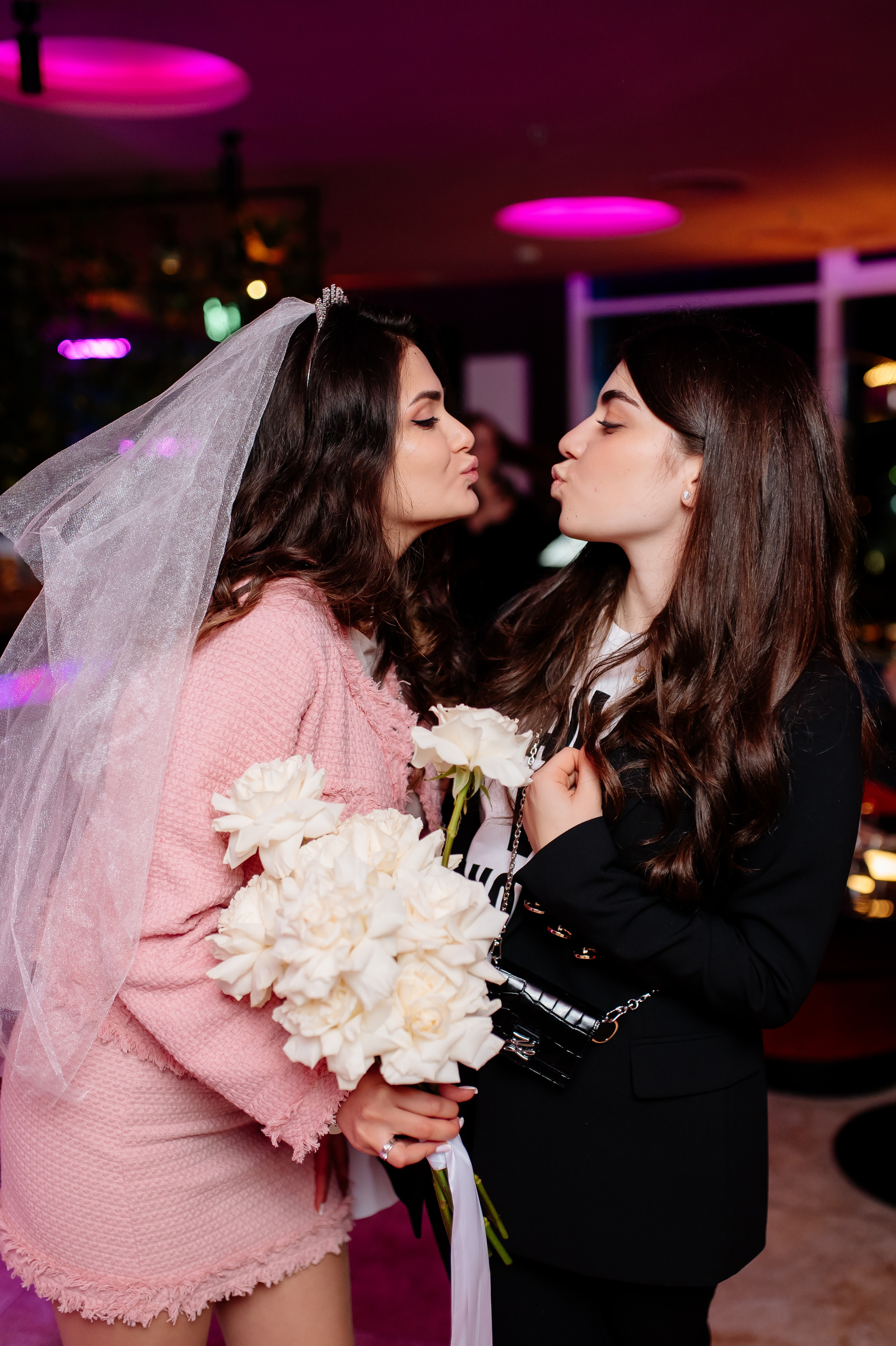 Девичник в «У себя 14». Свадебный и семейный фотограф в Сочи Никита Пищов