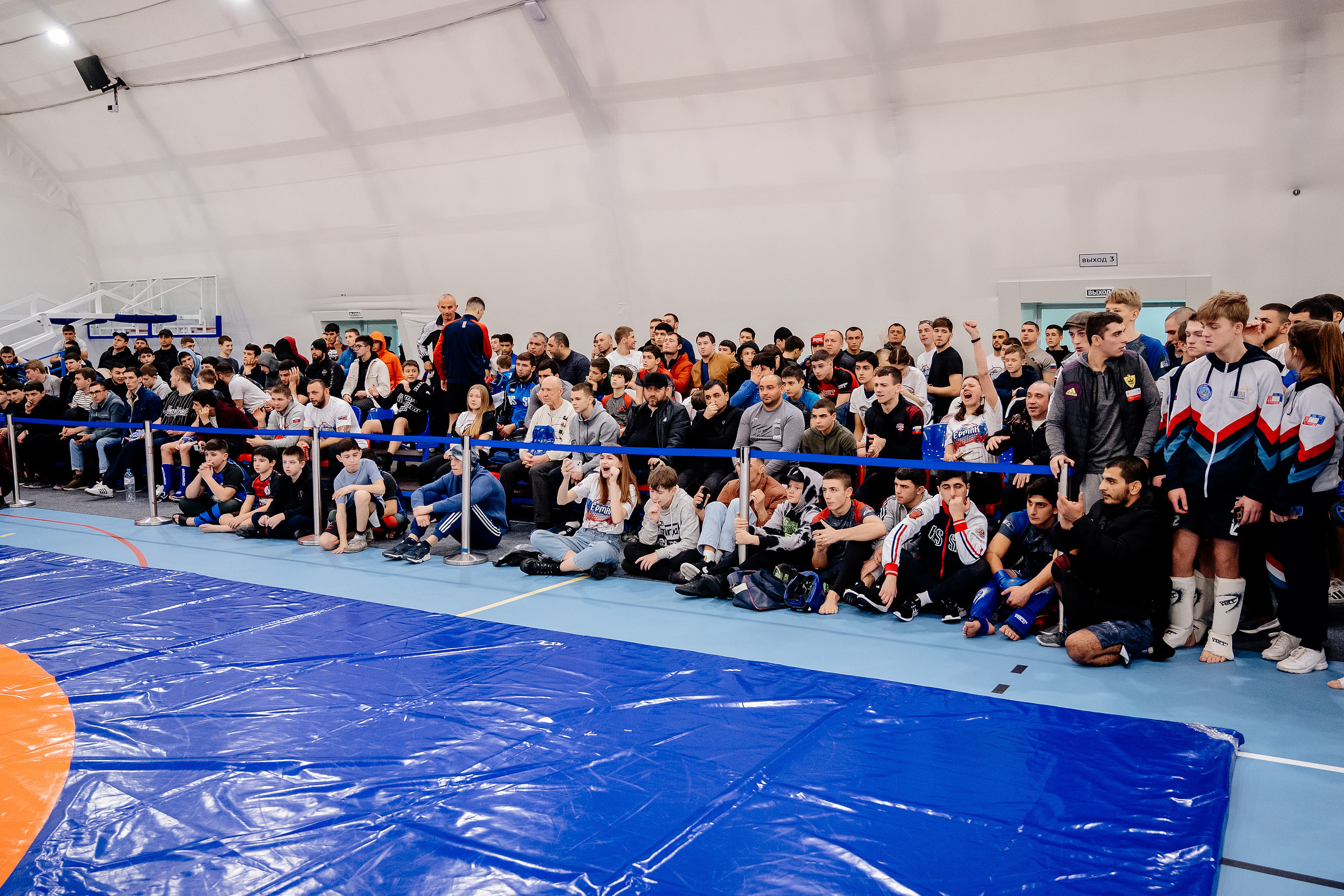 Чемпионат по смешанному боевому единоборству ММА. Свадебный и семейный фотограф в Сочи Никита Пищов