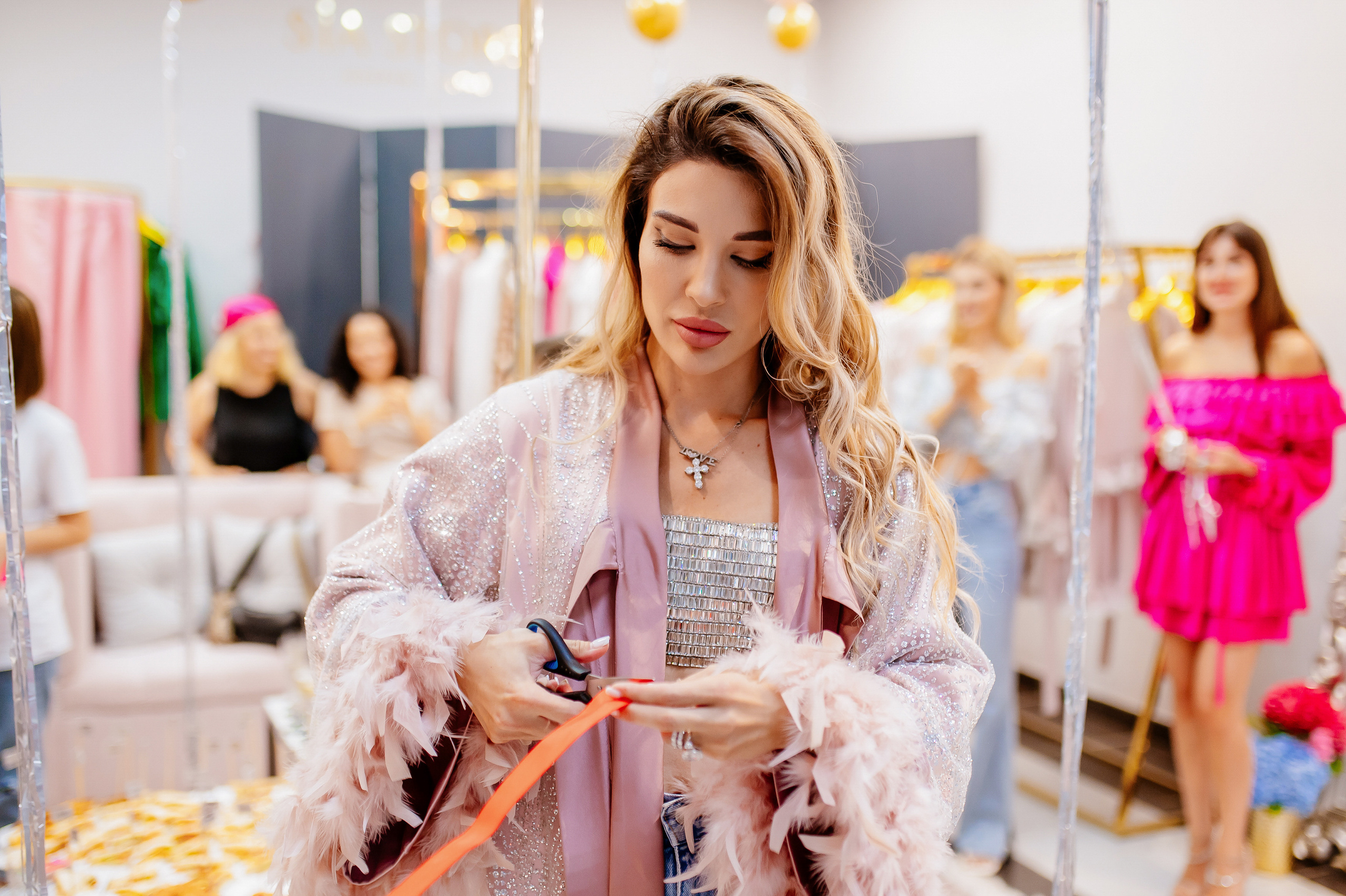 Шоурум-Ателье «SIA STORE» | Открытие. Свадебный и семейный фотограф в Сочи Никита Пищов