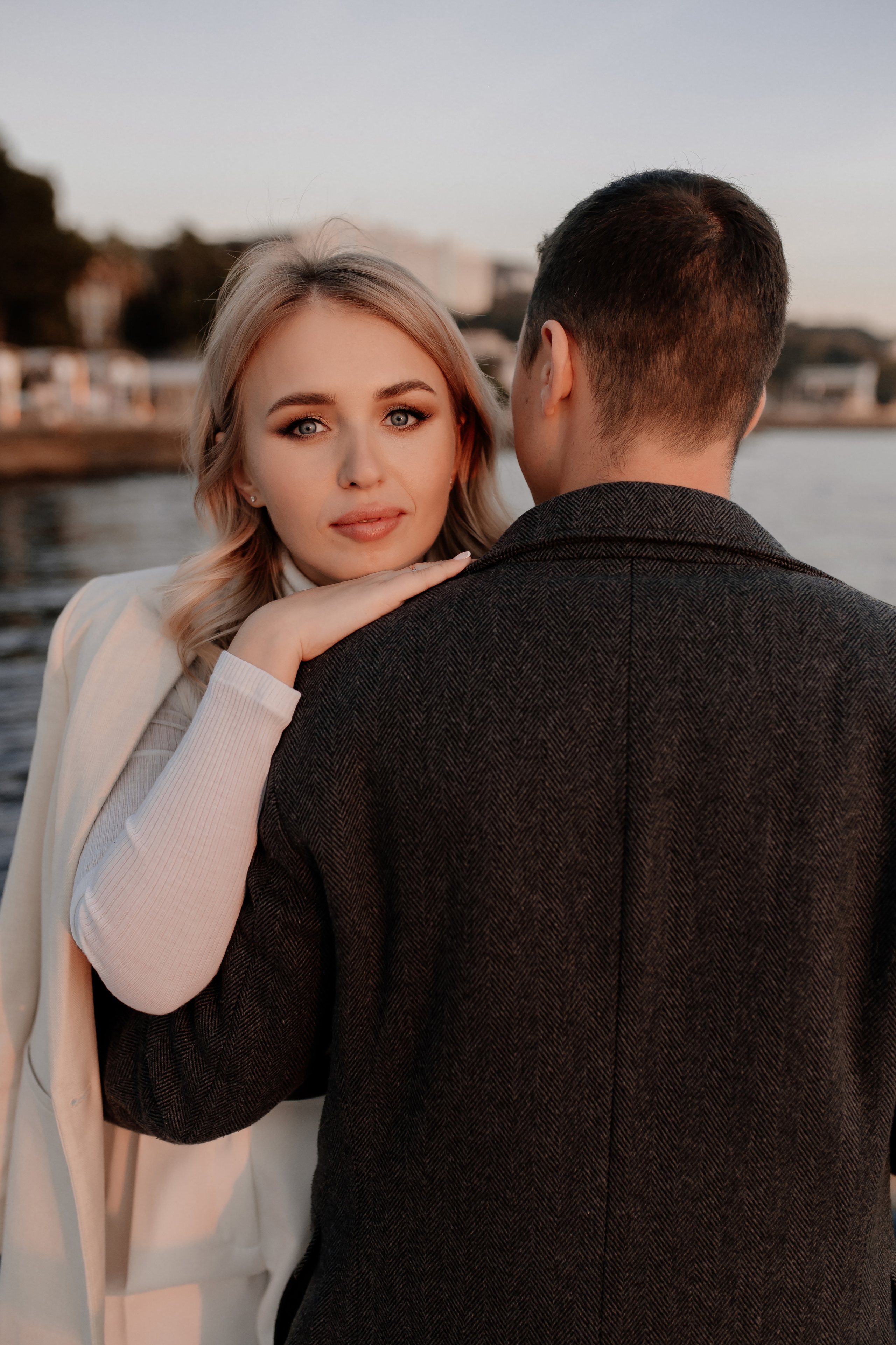 Свадебный вечер в кругу близких. Свадебный и семейный фотограф в Сочи Никита Пищов