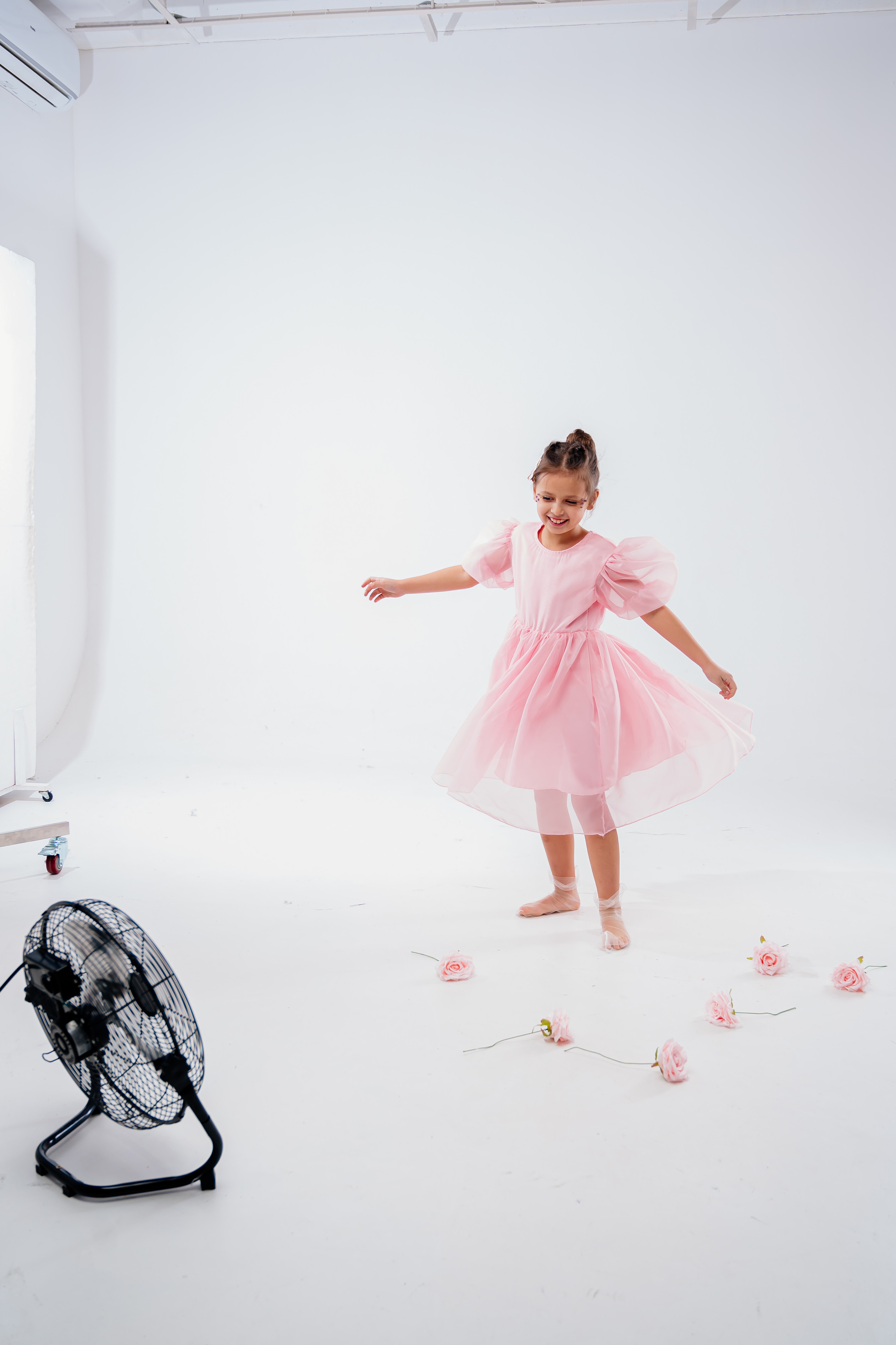 Каталог для Evella Brand. Свадебный и семейный фотограф в Сочи Никита Пищов