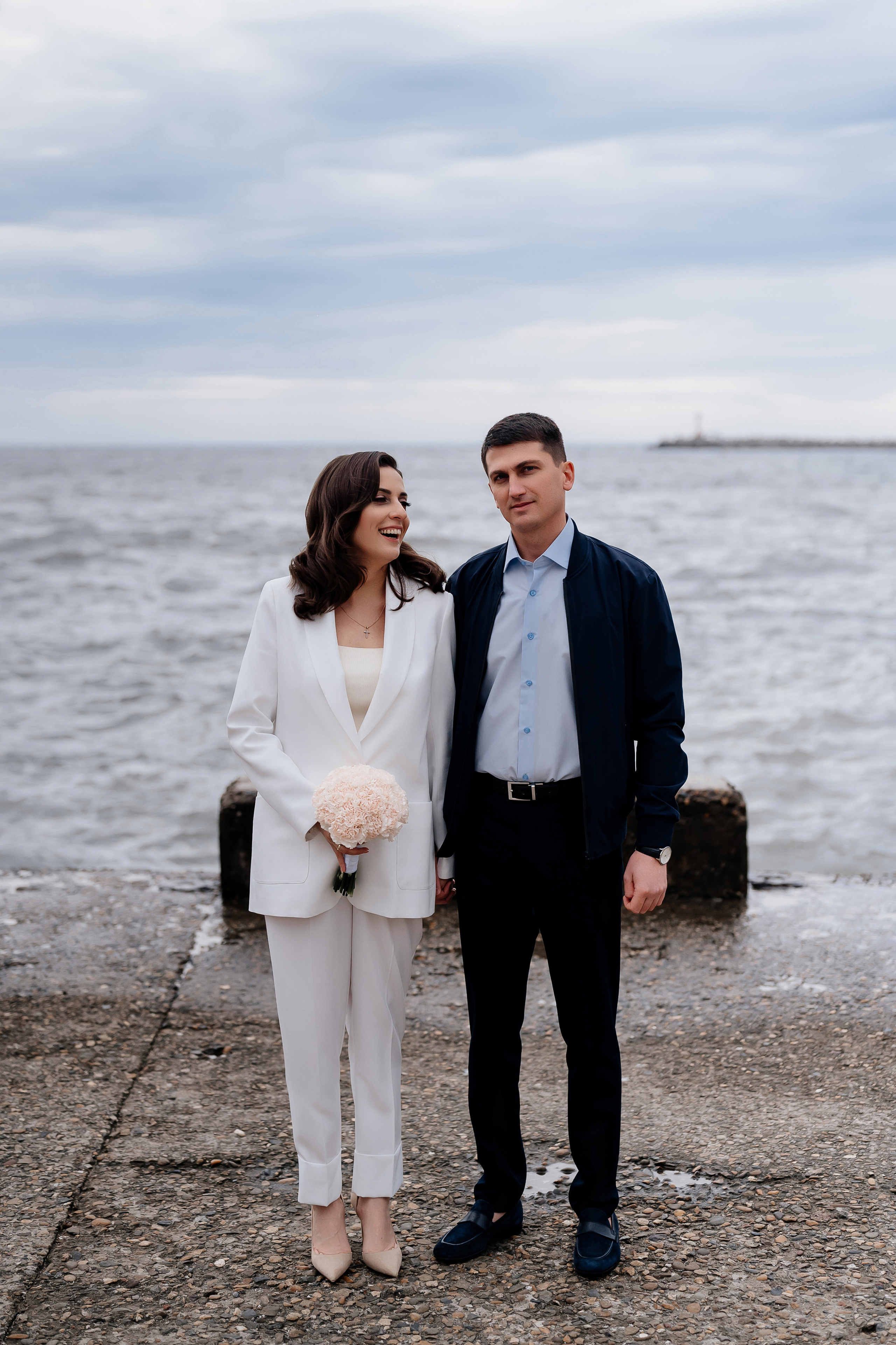 Прогулка после загса. Свадебный и семейный фотограф в Сочи Никита Пищов