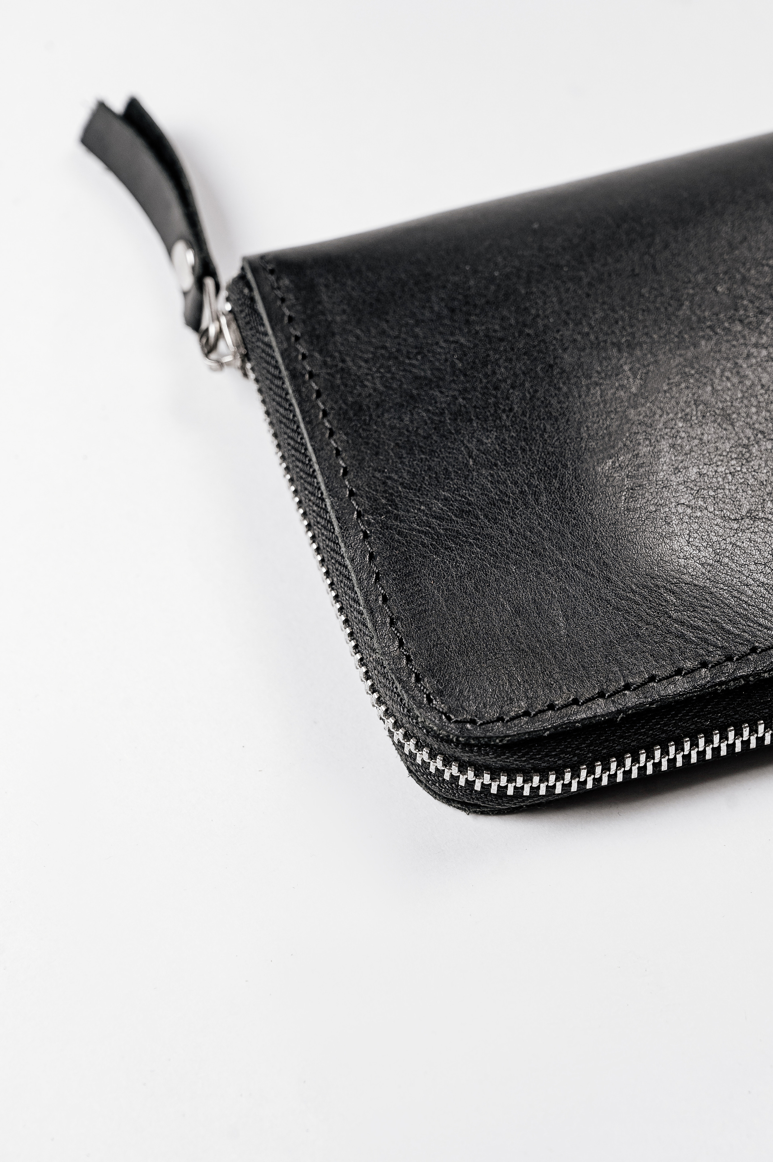 Каталог кожаных изделий MOKSA. Свадебный и семейный фотограф в Сочи Никита Пищов