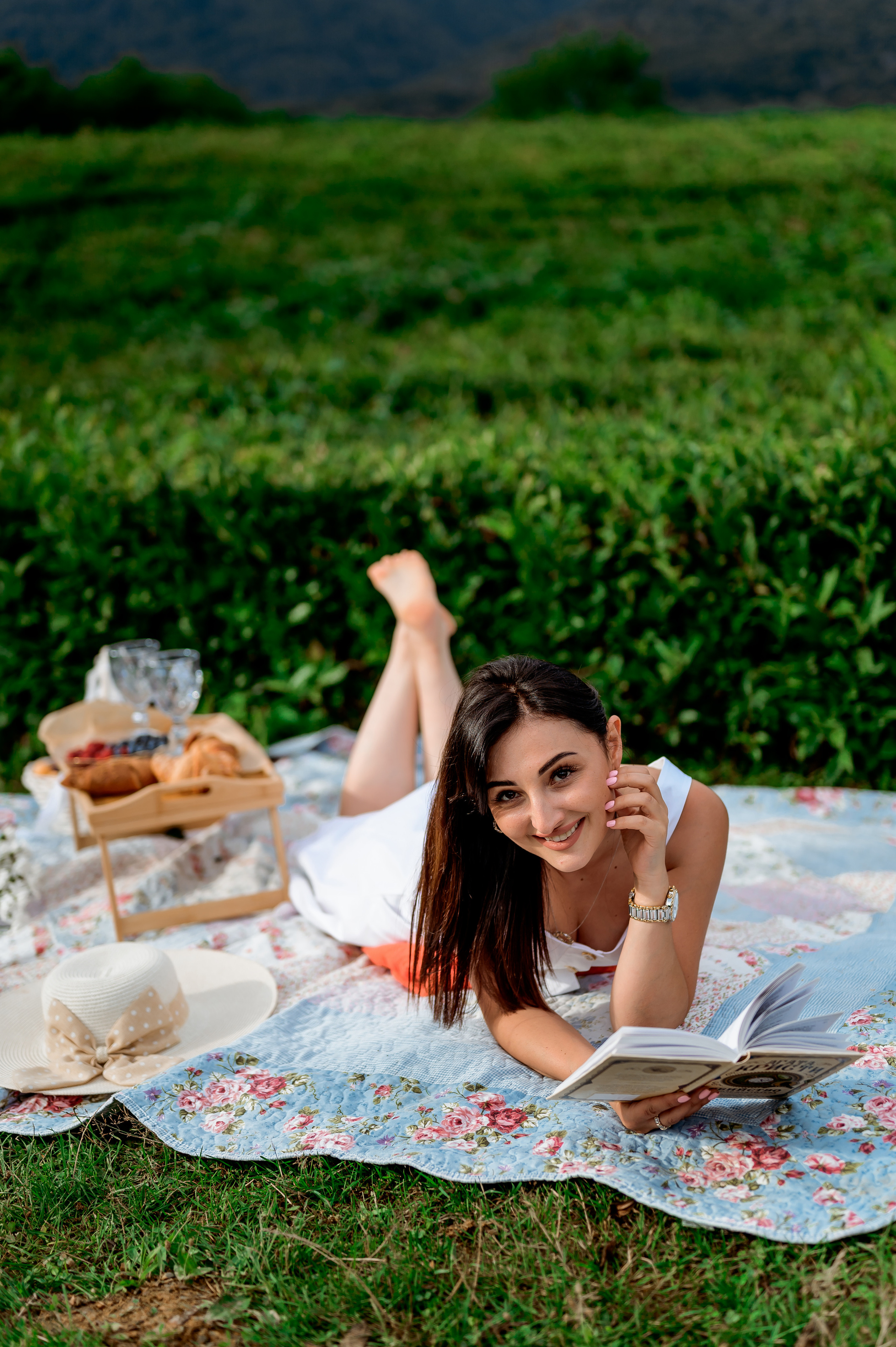 Женская фотосессия на Чайных плантациях. Свадебный и семейный фотограф в Сочи Никита Пищов