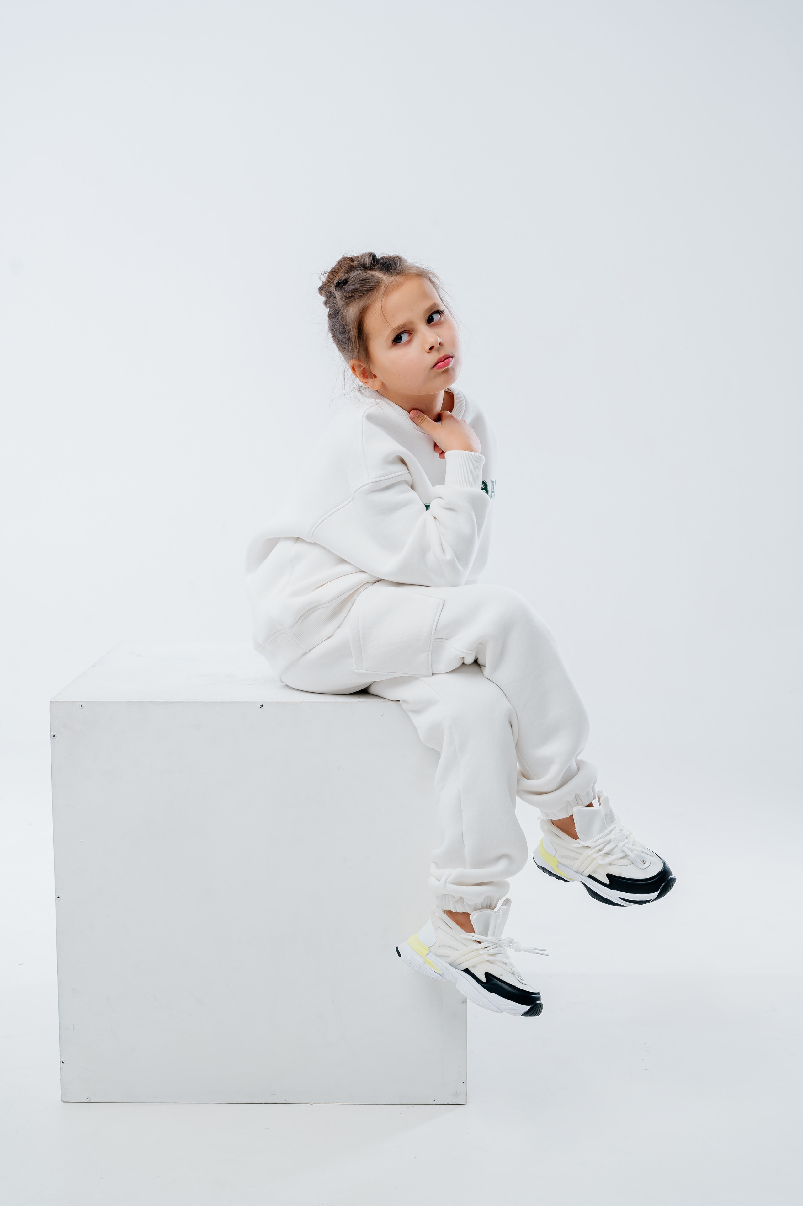 Каталог для Evella Brand. Свадебный и семейный фотограф в Сочи Никита Пищов