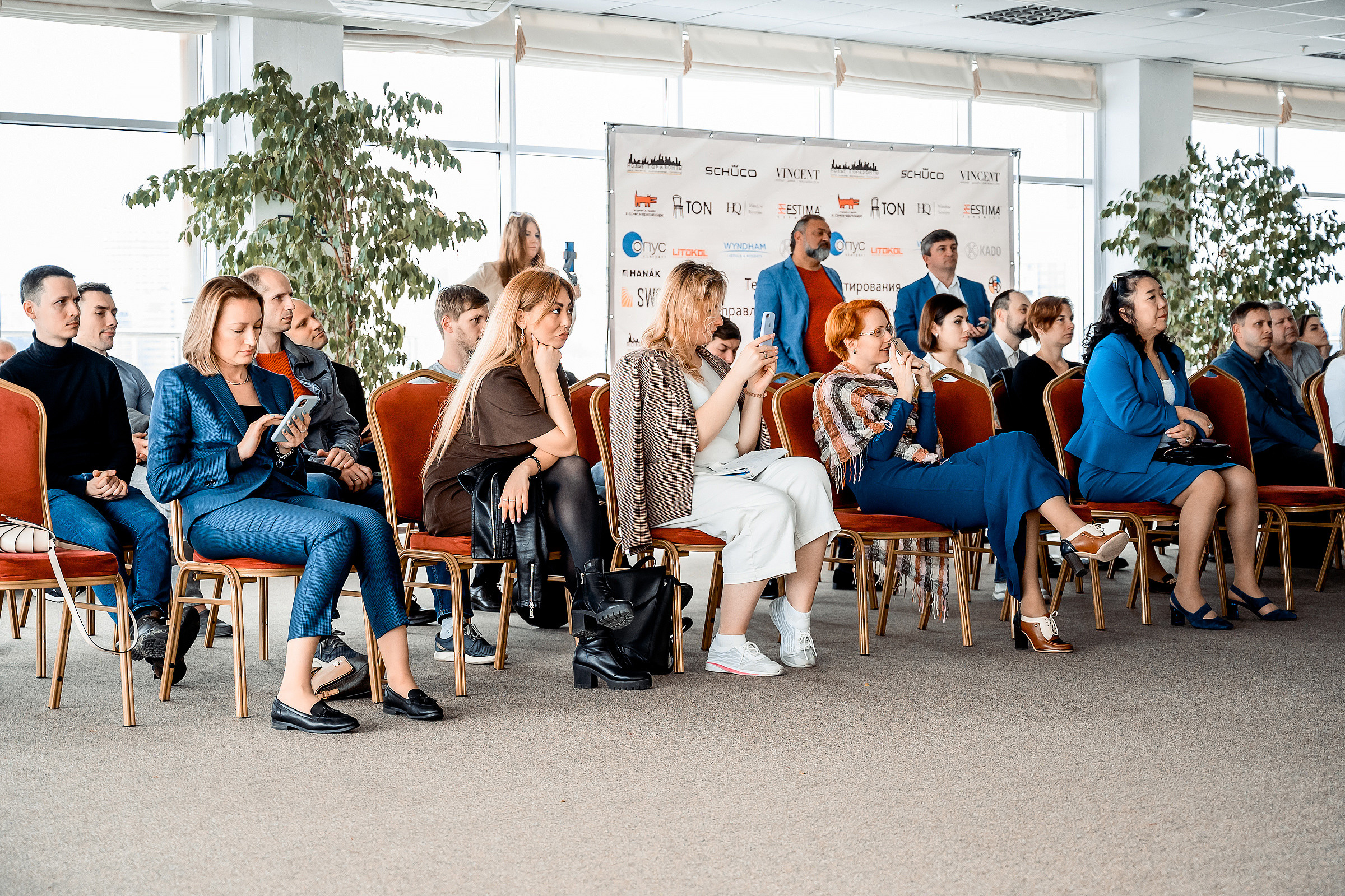 Конференция «Тенденции курортной недвижимости в Сочи». Свадебный и семейный фотограф в Сочи Никита Пищов