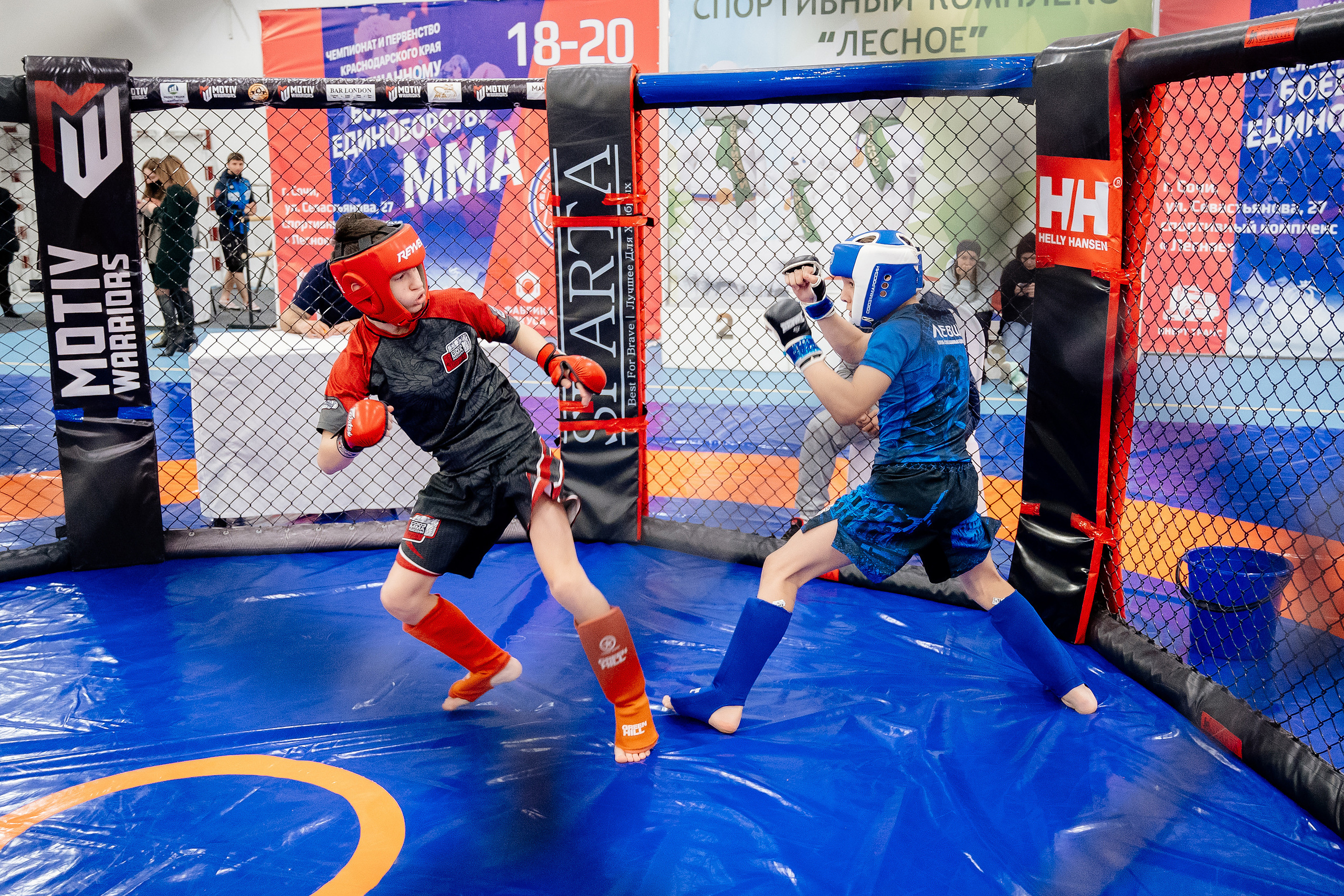 Чемпионат по смешанному боевому единоборству ММА. Свадебный и семейный фотограф в Сочи Никита Пищов