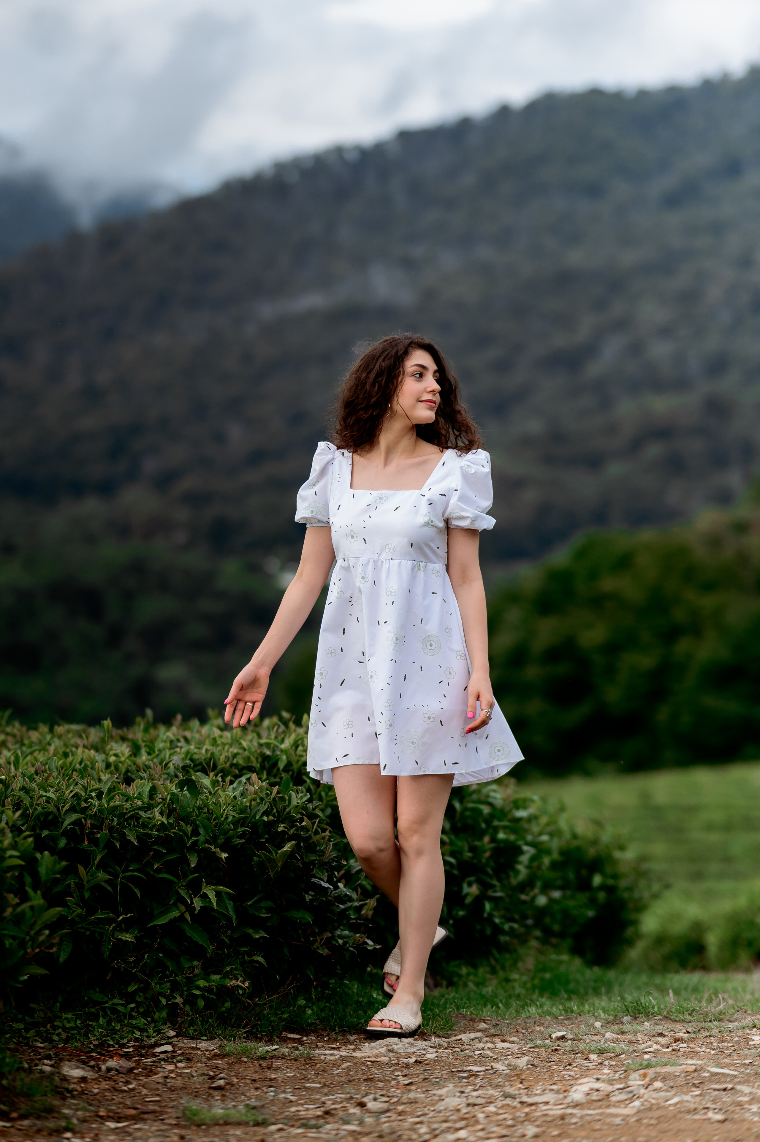 Женская фотосессия на Чайных плантациях. Свадебный и семейный фотограф в Сочи Никита Пищов