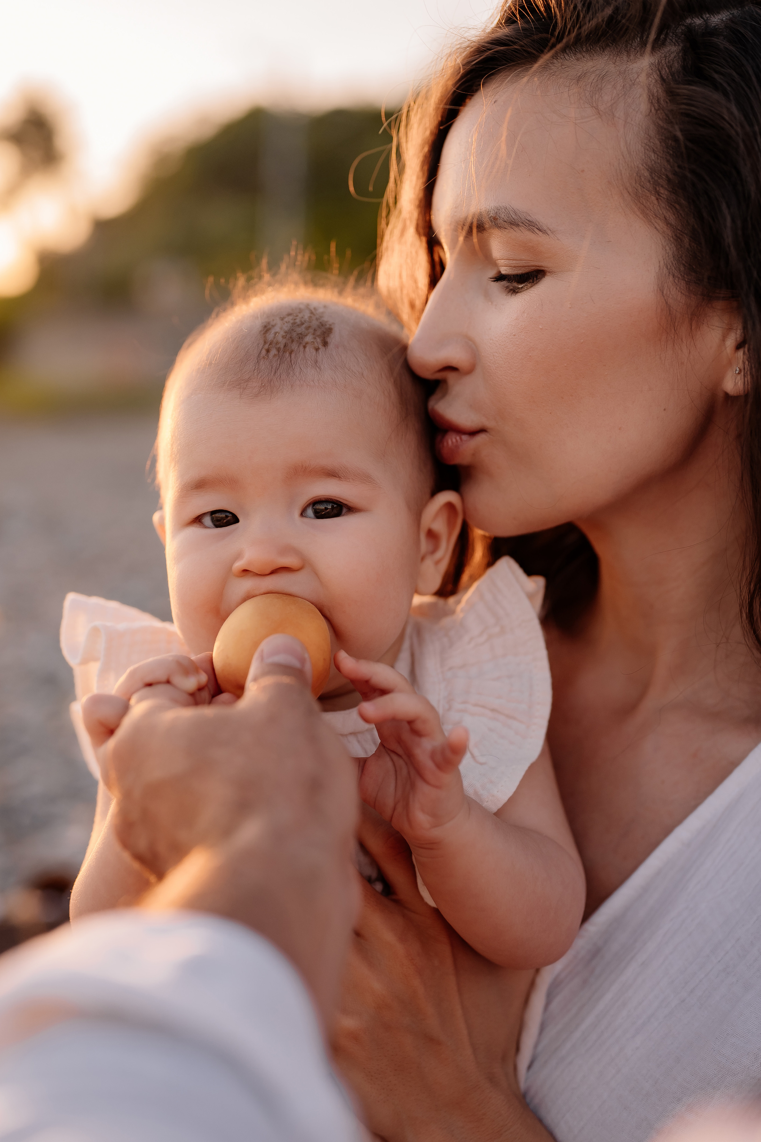 Свидание на пляже. Свадебный и семейный фотограф в Сочи Никита Пищов