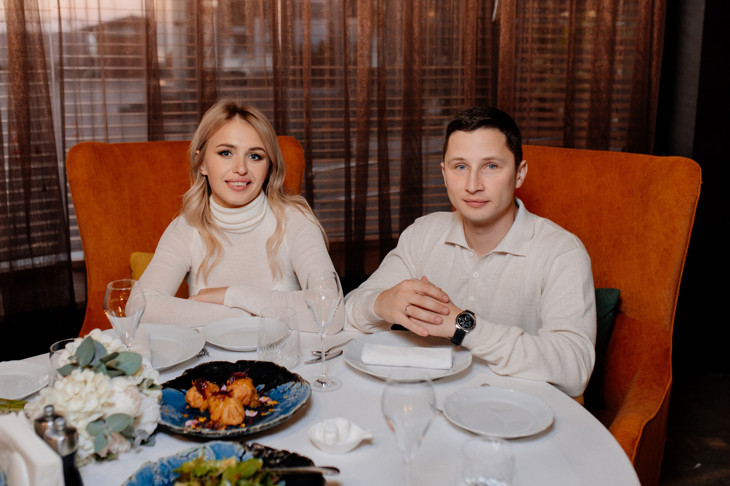 Свадебный вечер в кругу близких. Свадебный и семейный фотограф в Сочи Никита Пищов