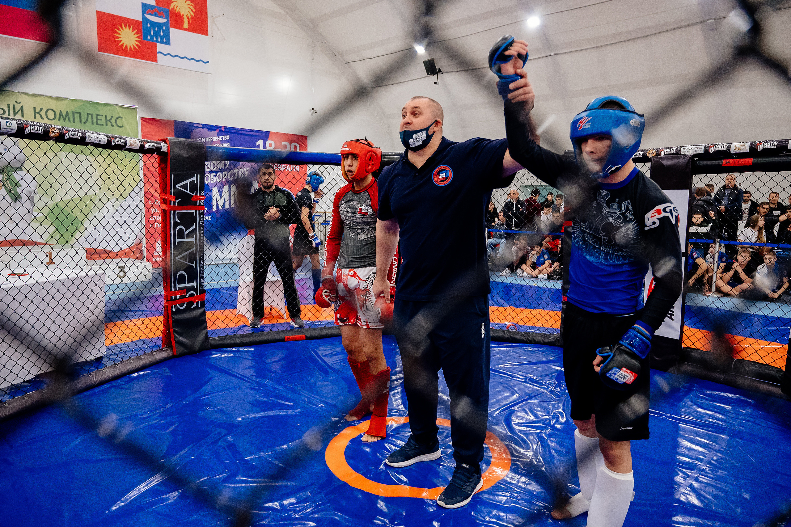 Чемпионат по смешанному боевому единоборству ММА. Свадебный и семейный фотограф в Сочи Никита Пищов