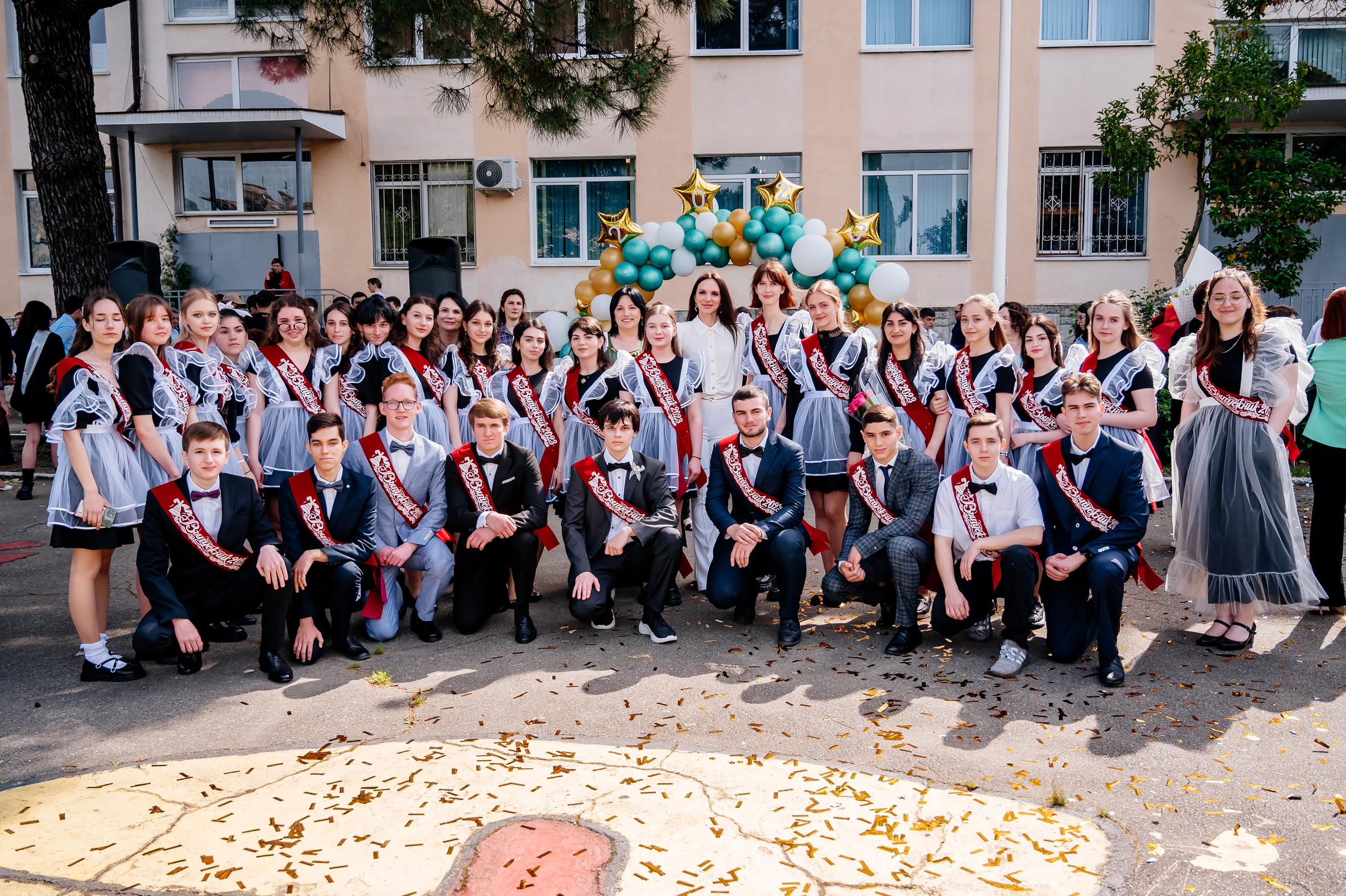 Последний звонок 2023. Свадебный и семейный фотограф в Сочи Никита Пищов