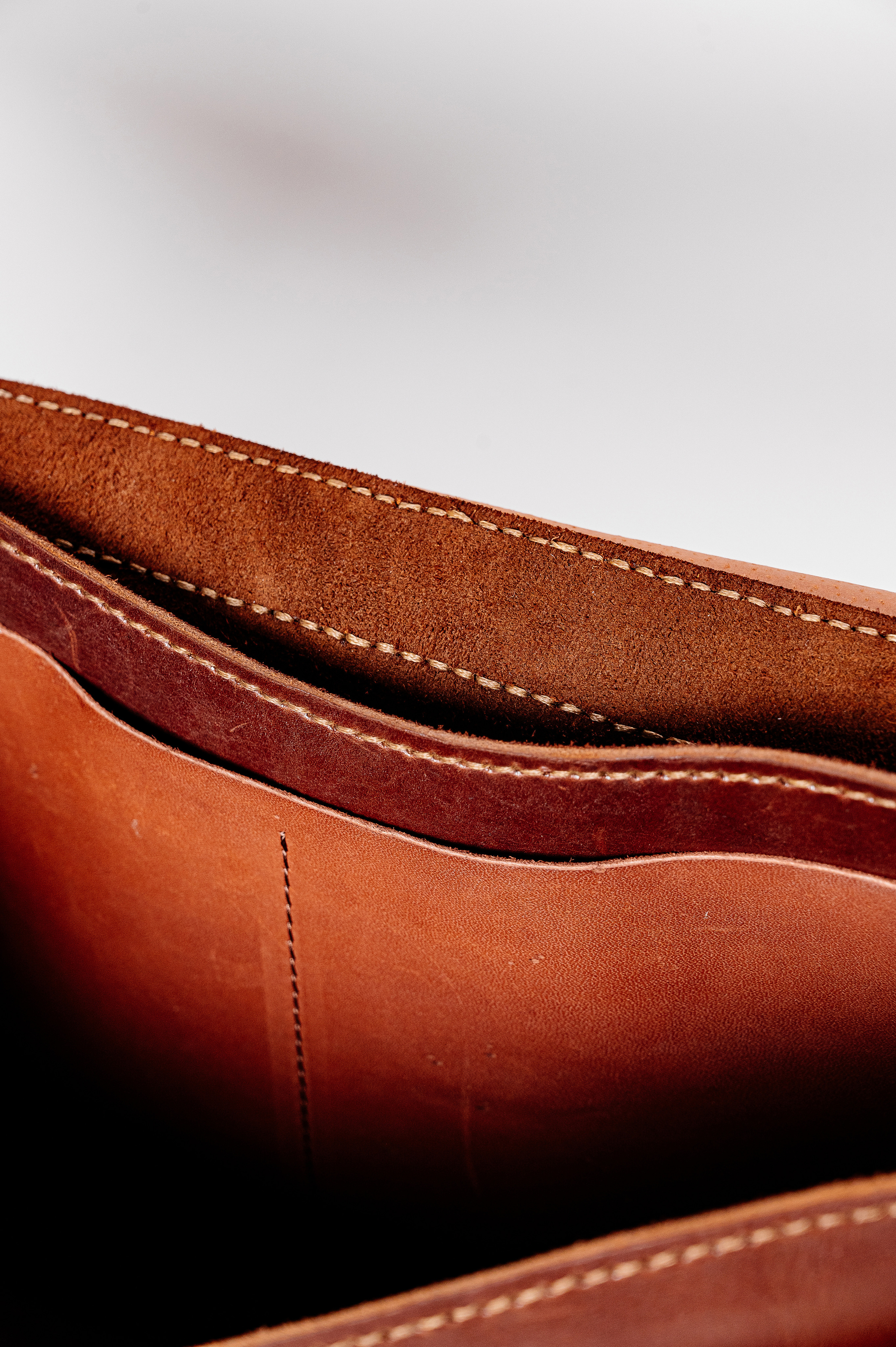 Каталог кожаных изделий MOKSA. Свадебный и семейный фотограф в Сочи Никита Пищов