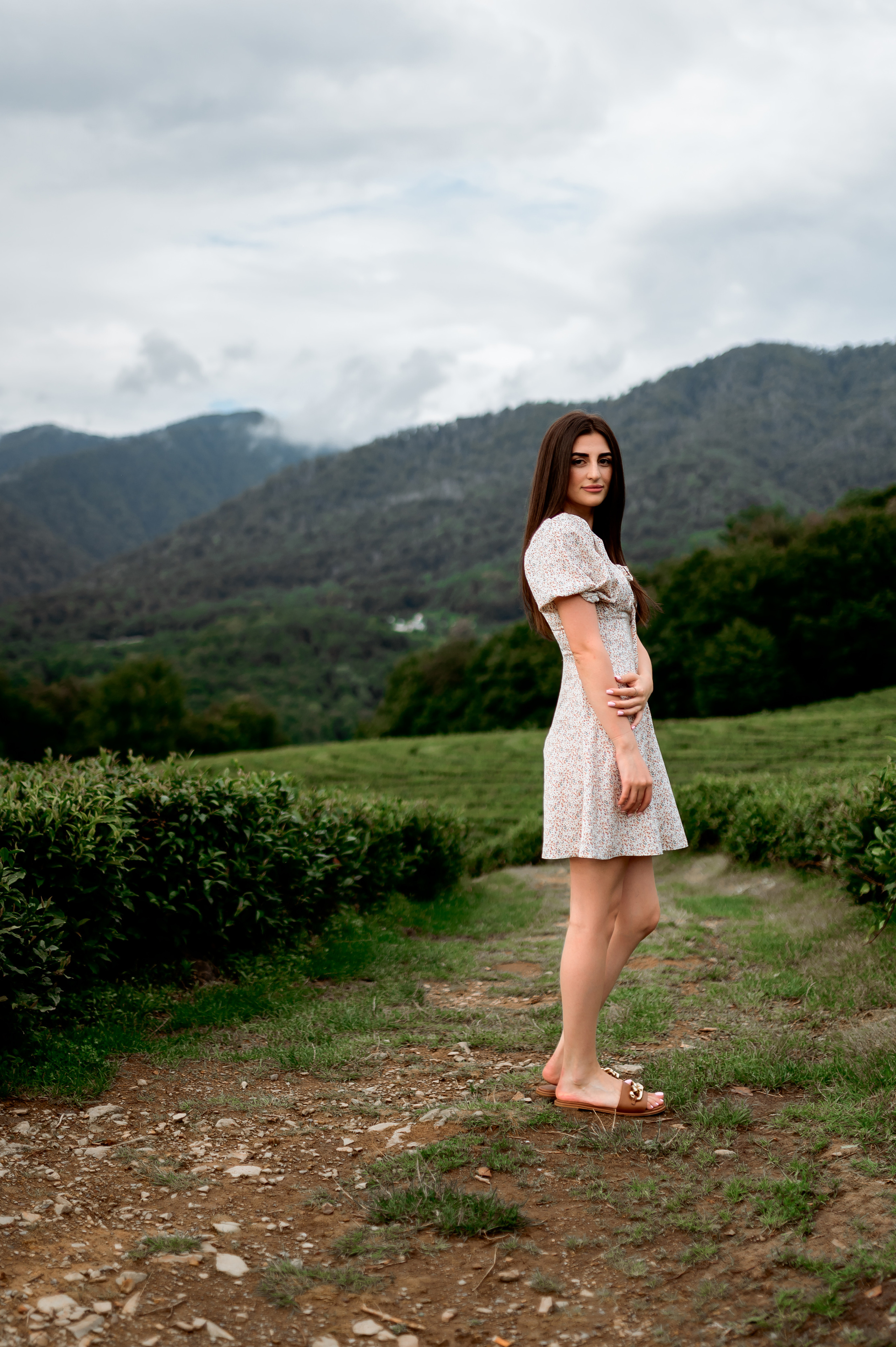 Женская фотосессия на Чайных плантациях. Свадебный и семейный фотограф в Сочи Никита Пищов