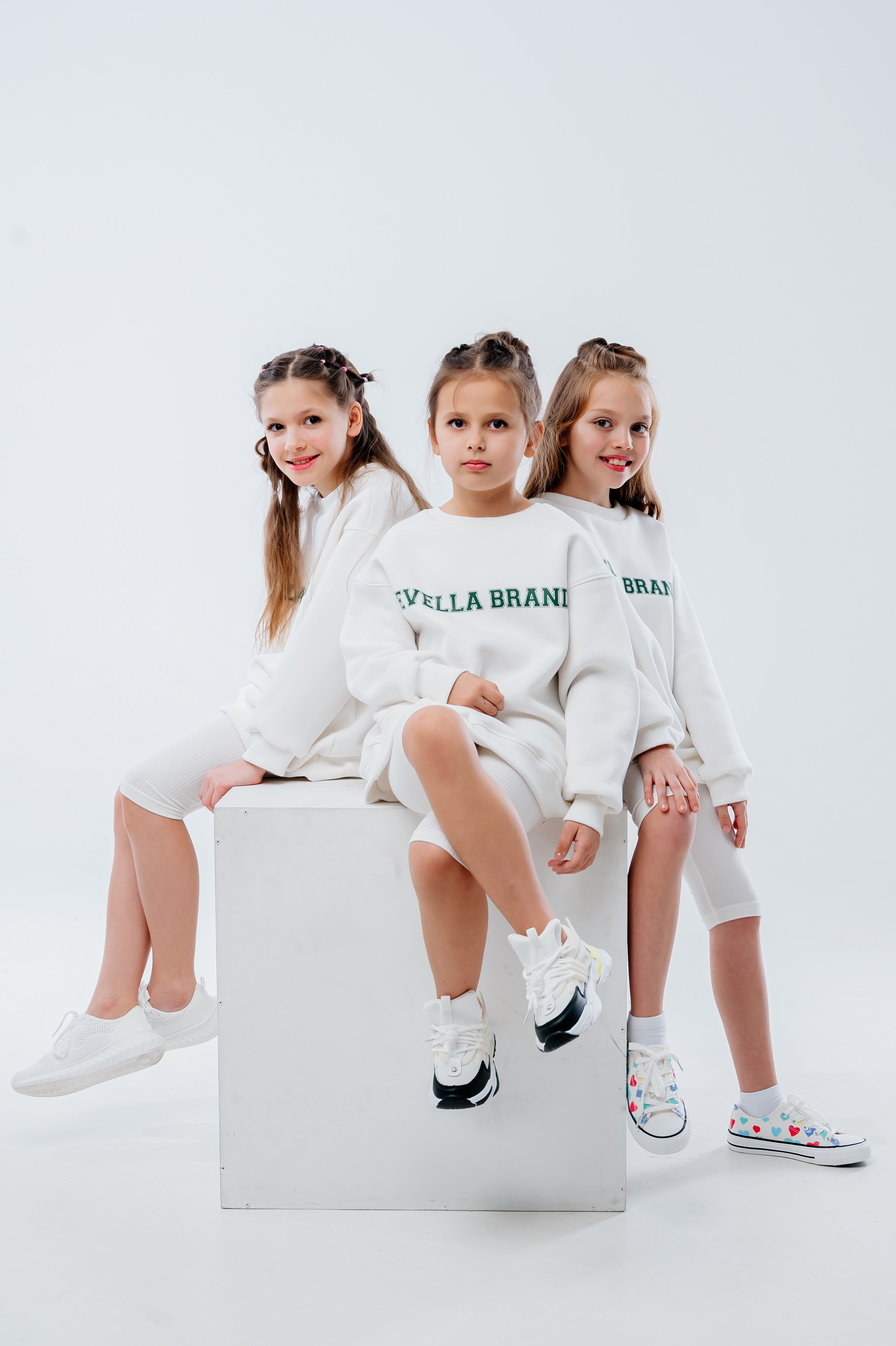 Каталог для Evella Brand. Свадебный и семейный фотограф в Сочи Никита Пищов