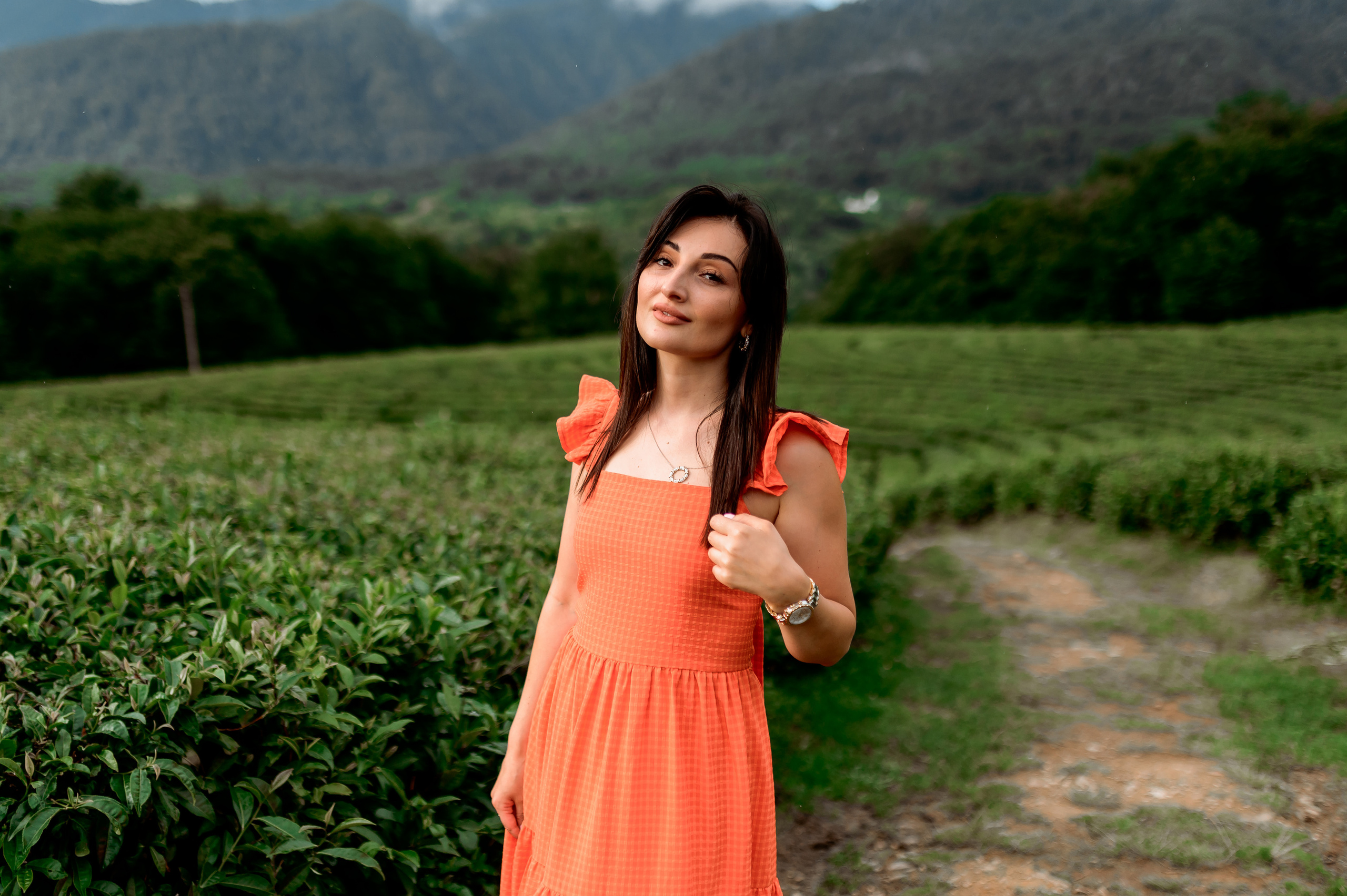 Женская фотосессия на Чайных плантациях. Свадебный и семейный фотограф в Сочи Никита Пищов