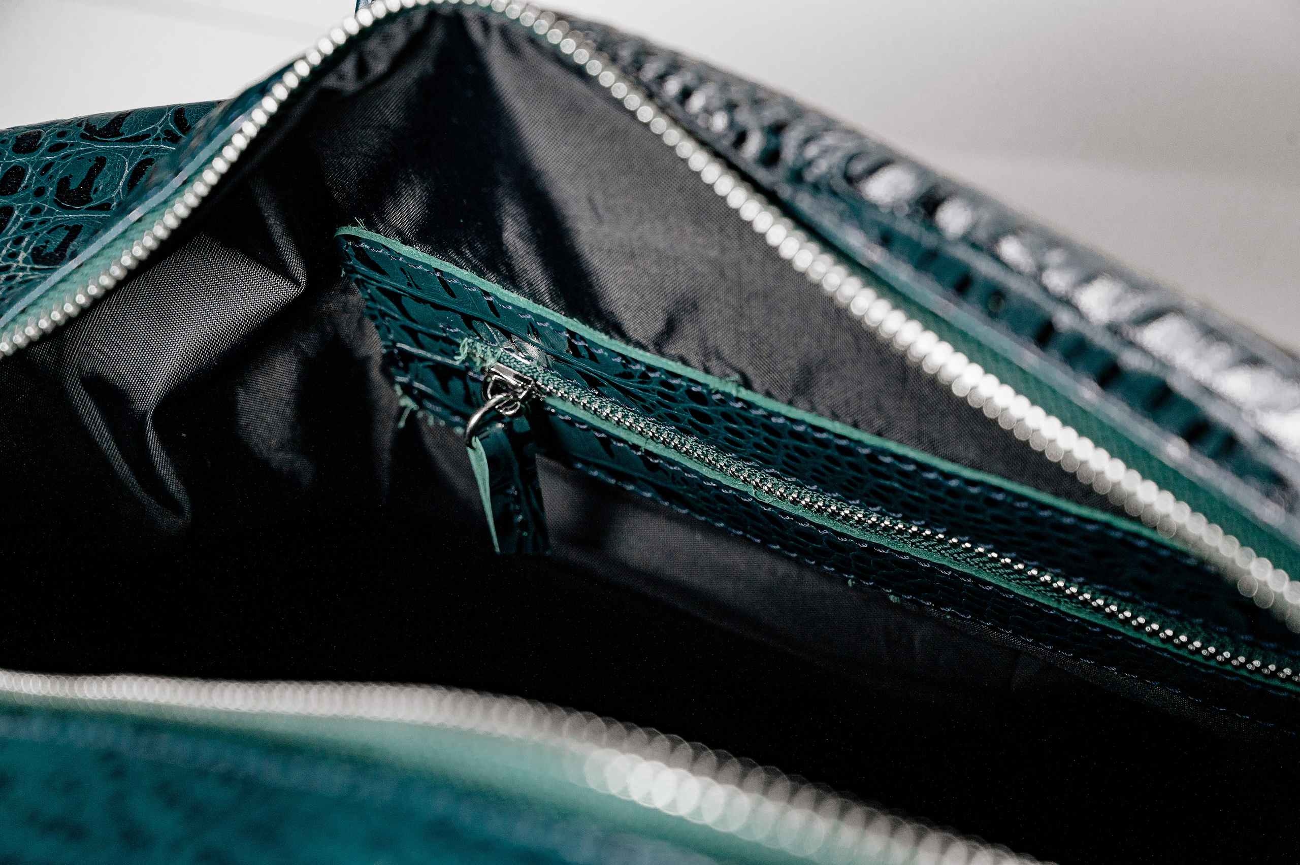 Каталог кожаных изделий MOKSA. Свадебный и семейный фотограф в Сочи Никита Пищов