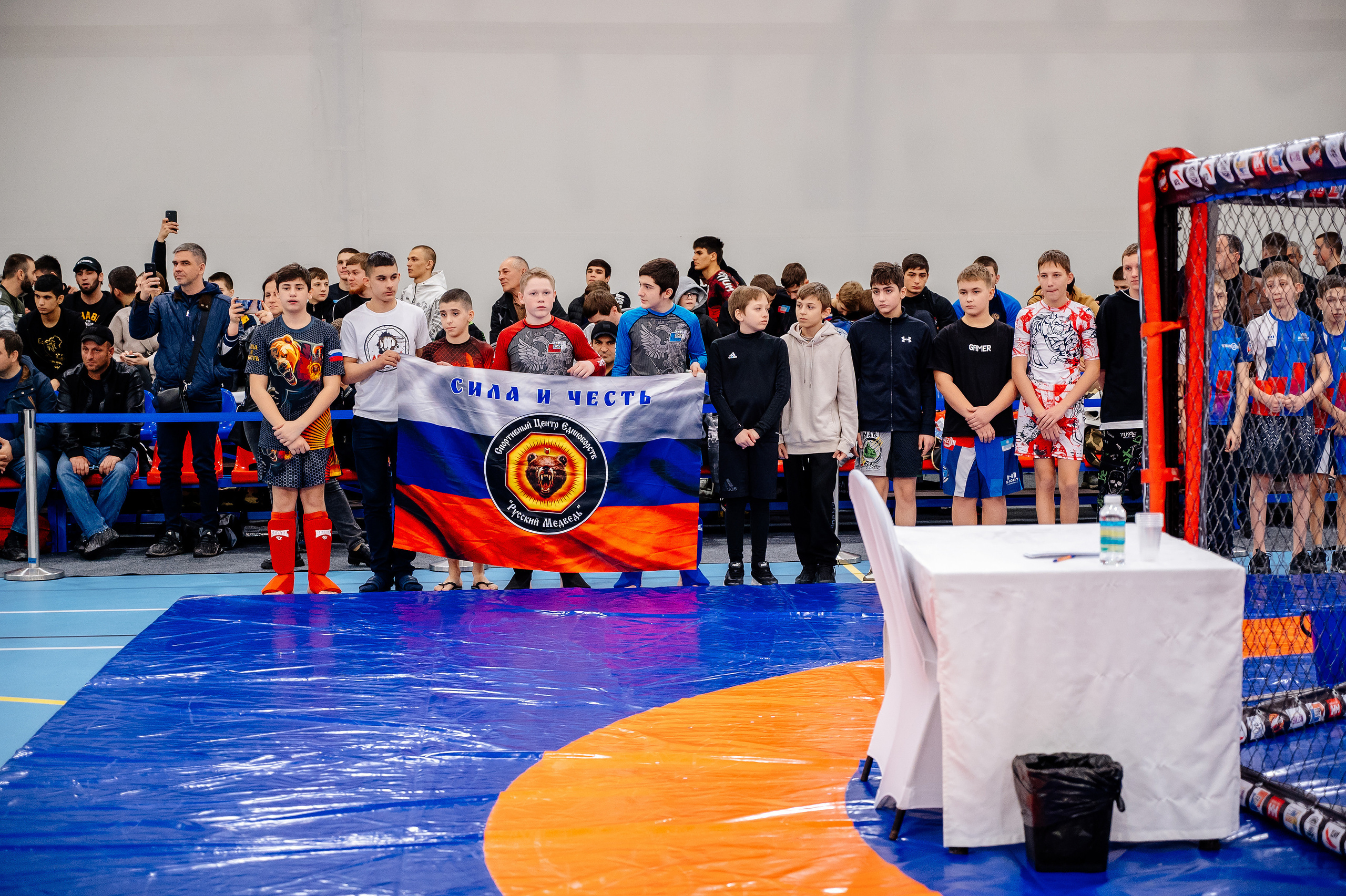 Чемпионат по смешанному боевому единоборству ММА. Свадебный и семейный фотограф в Сочи Никита Пищов