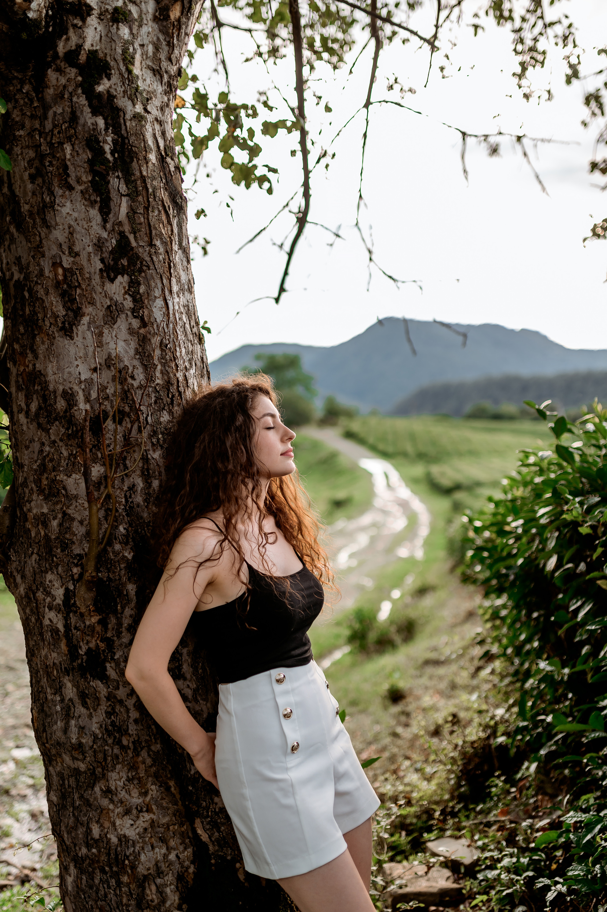 Женская фотосессия на Чайных плантациях. Свадебный и семейный фотограф в Сочи Никита Пищов