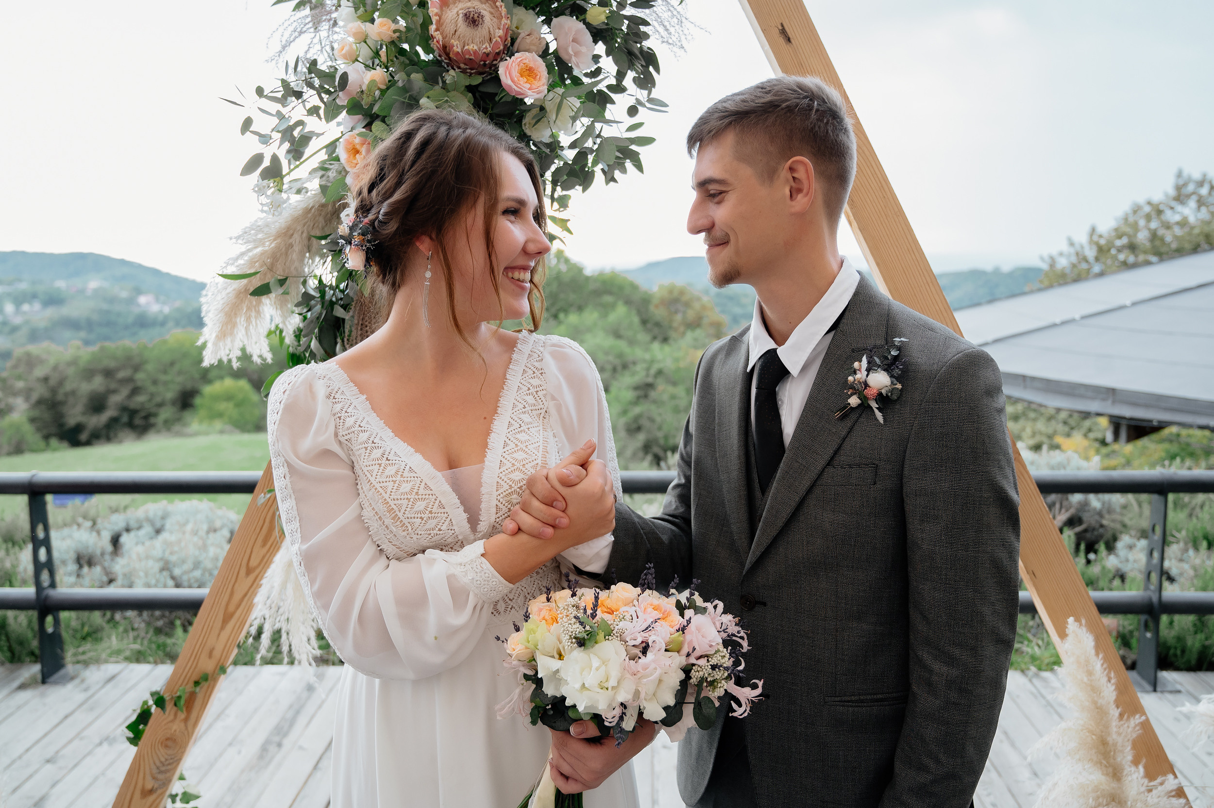 Свадьба на ферме «Экзархо». Свадебный и семейный фотограф в Сочи Никита Пищов