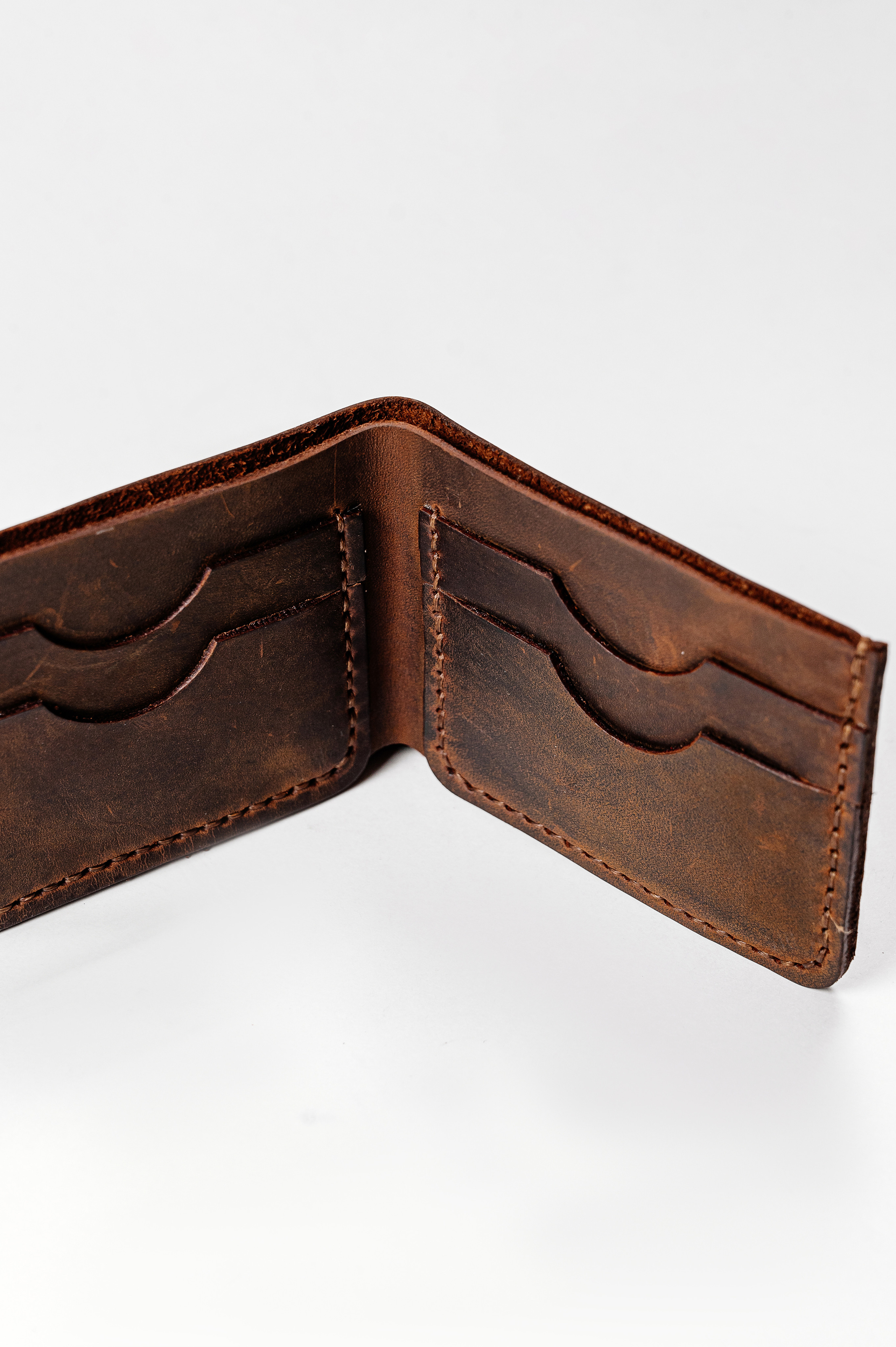 Каталог кожаных изделий MOKSA. Свадебный и семейный фотограф в Сочи Никита Пищов