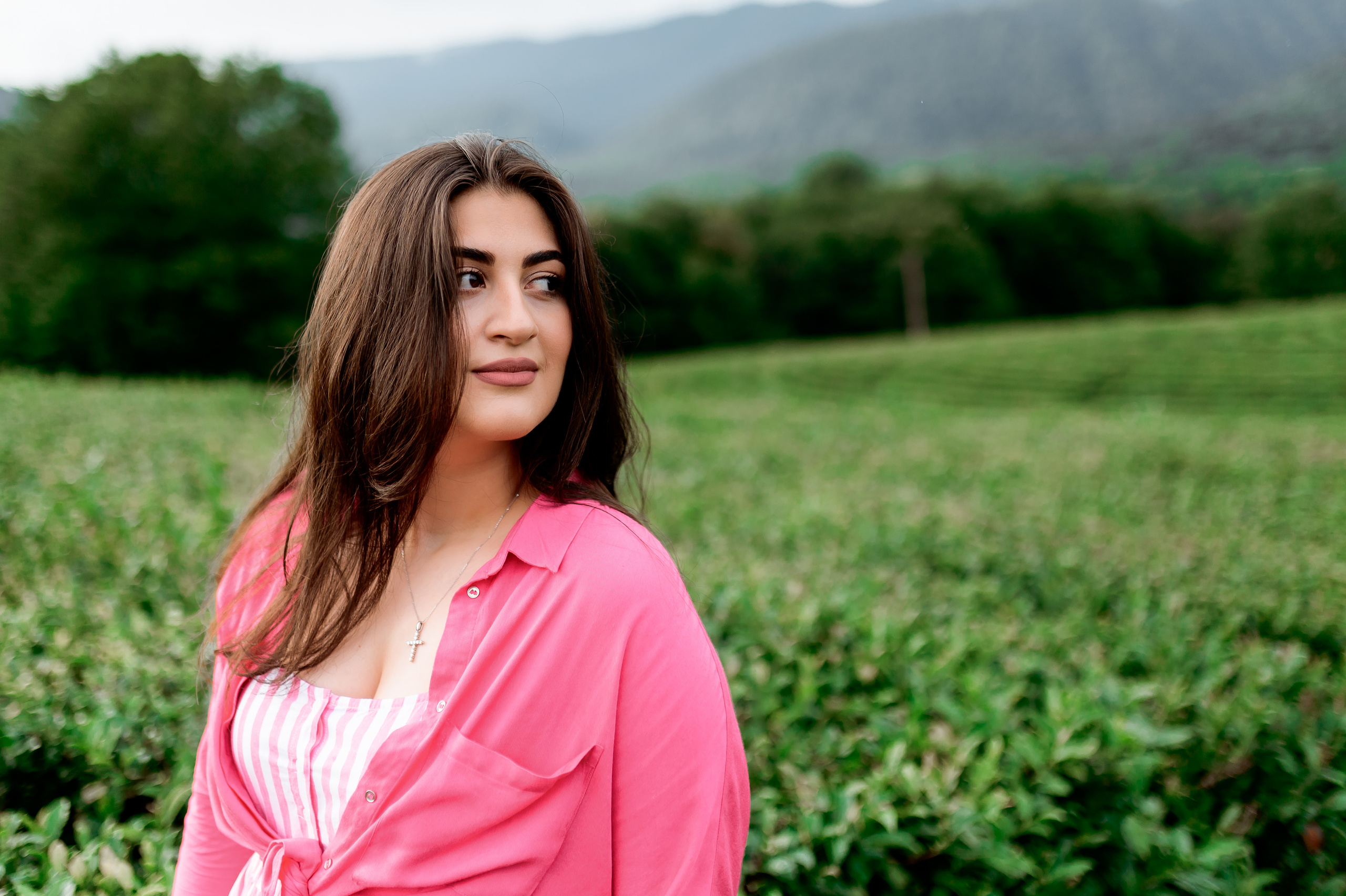 Женская фотосессия на Чайных плантациях. Свадебный и семейный фотограф в Сочи Никита Пищов