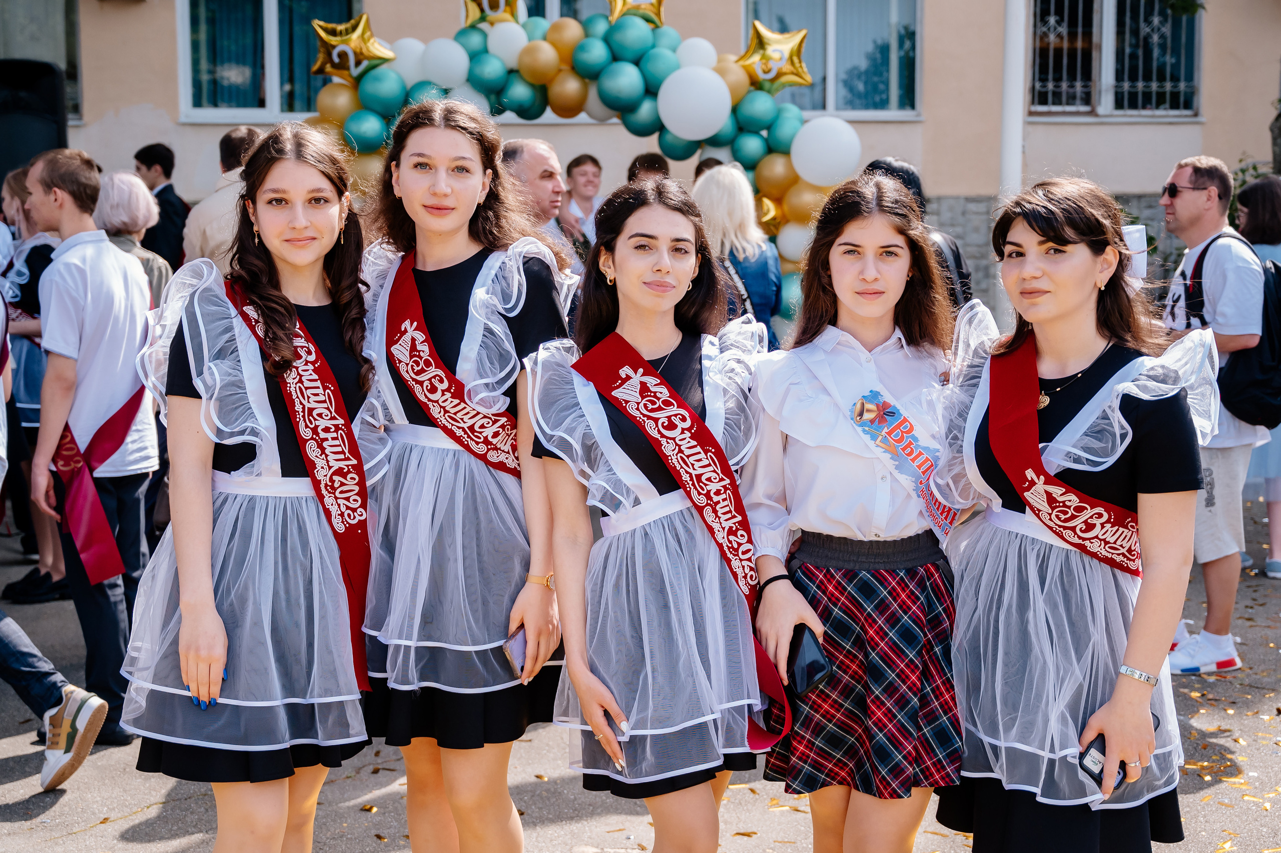 Последний звонок 2023. Свадебный и семейный фотограф в Сочи Никита Пищов