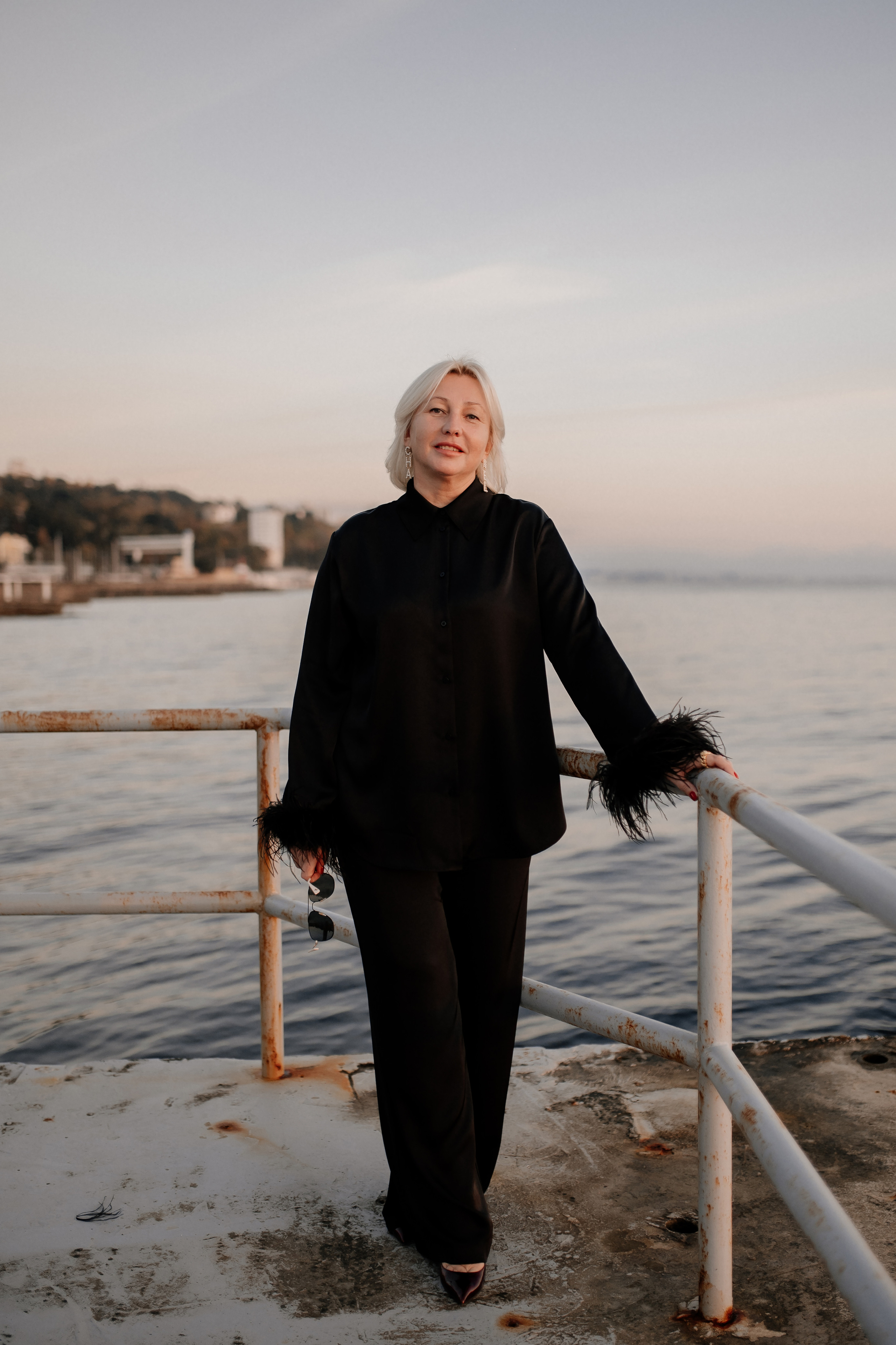 Свадебный вечер в кругу близких. Свадебный и семейный фотограф в Сочи Никита Пищов