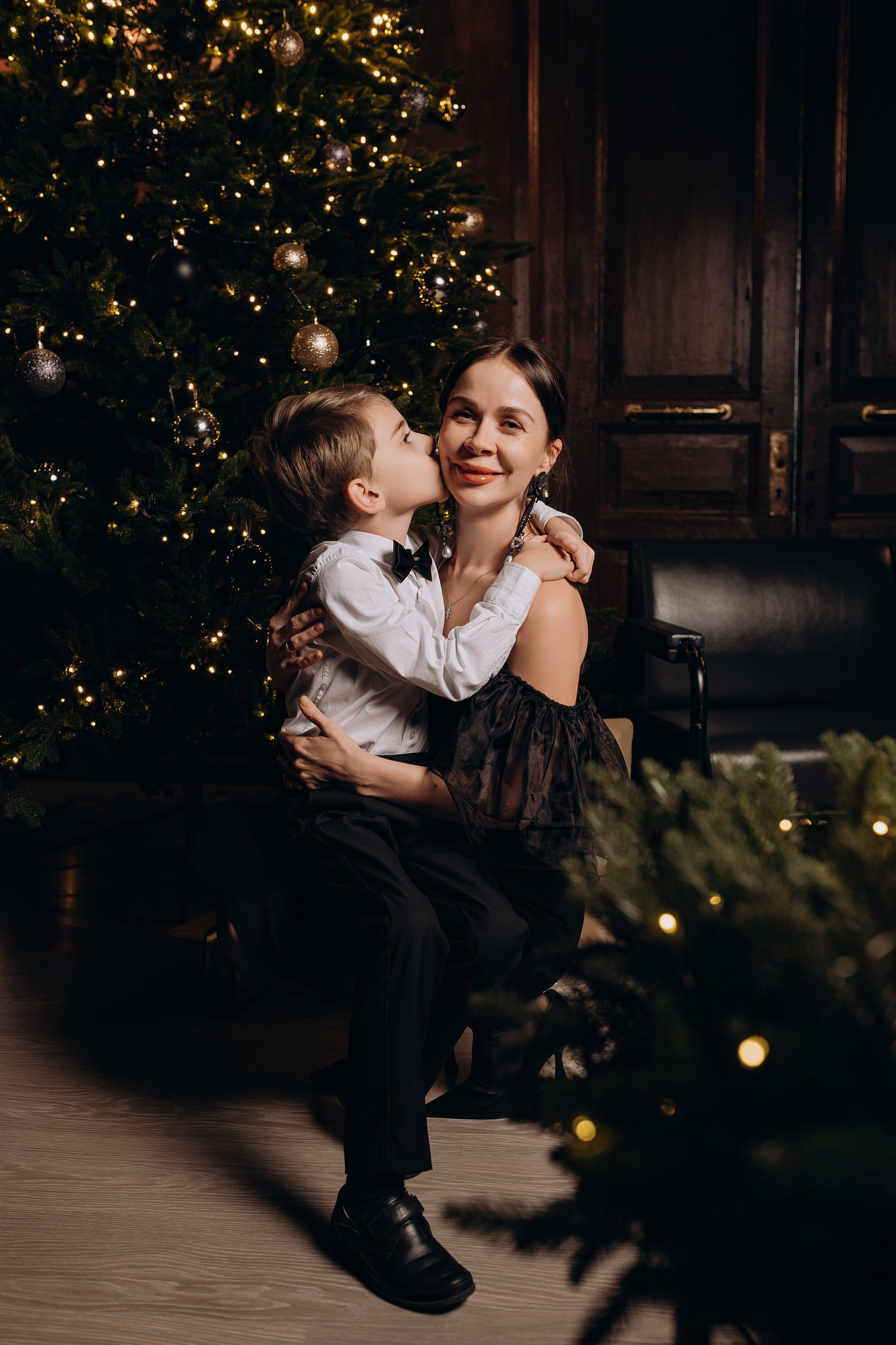 Новогодняя фотосессия семейная в студии. Свадебный и семейный фотограф в Сочи Никита Пищов