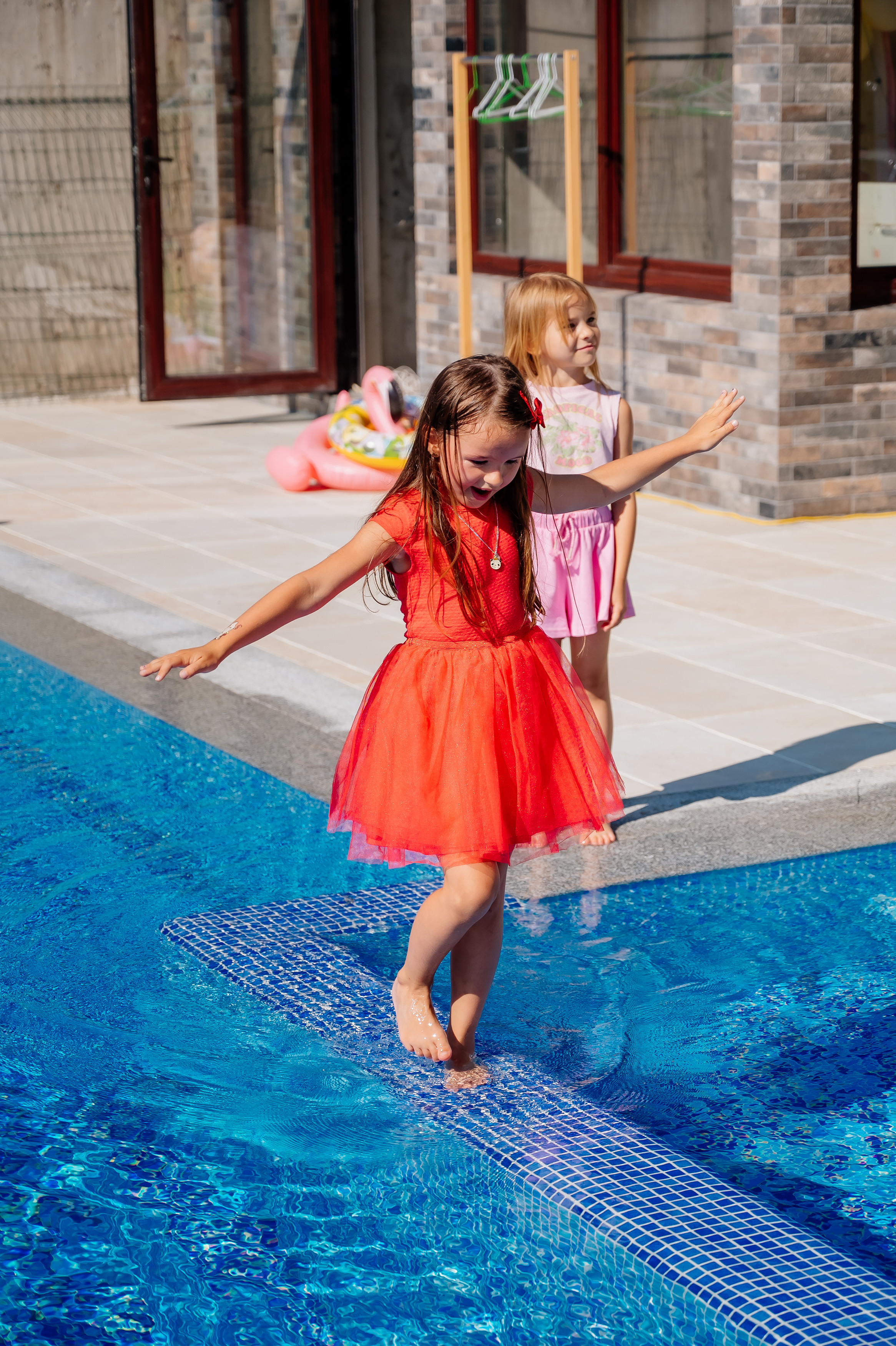 Детский день рождения у бассейна. Свадебный и семейный фотограф в Сочи Никита Пищов