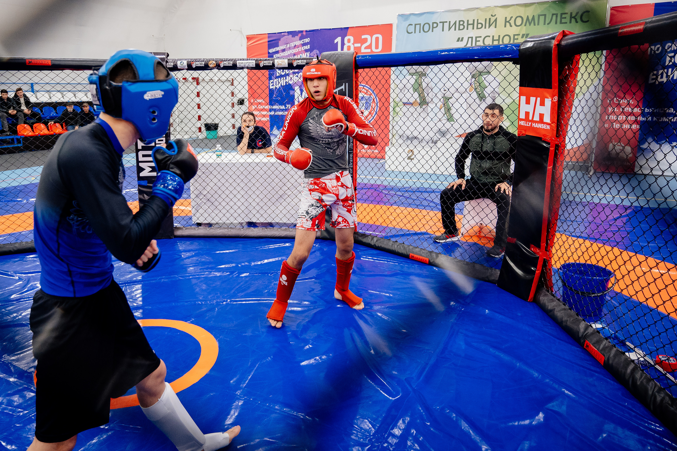 Чемпионат по смешанному боевому единоборству ММА. Свадебный и семейный фотограф в Сочи Никита Пищов
