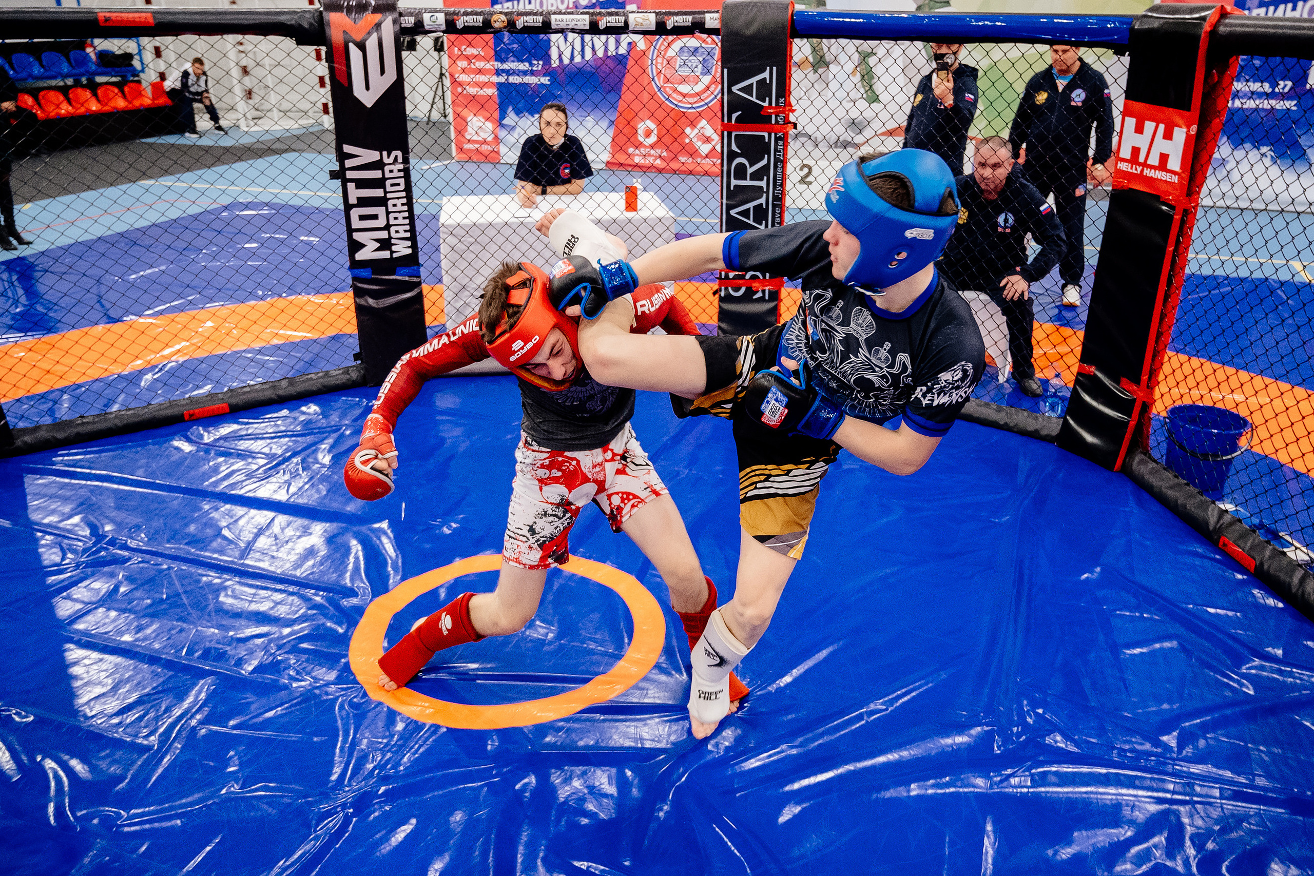 Чемпионат по смешанному боевому единоборству ММА. Свадебный и семейный фотограф в Сочи Никита Пищов