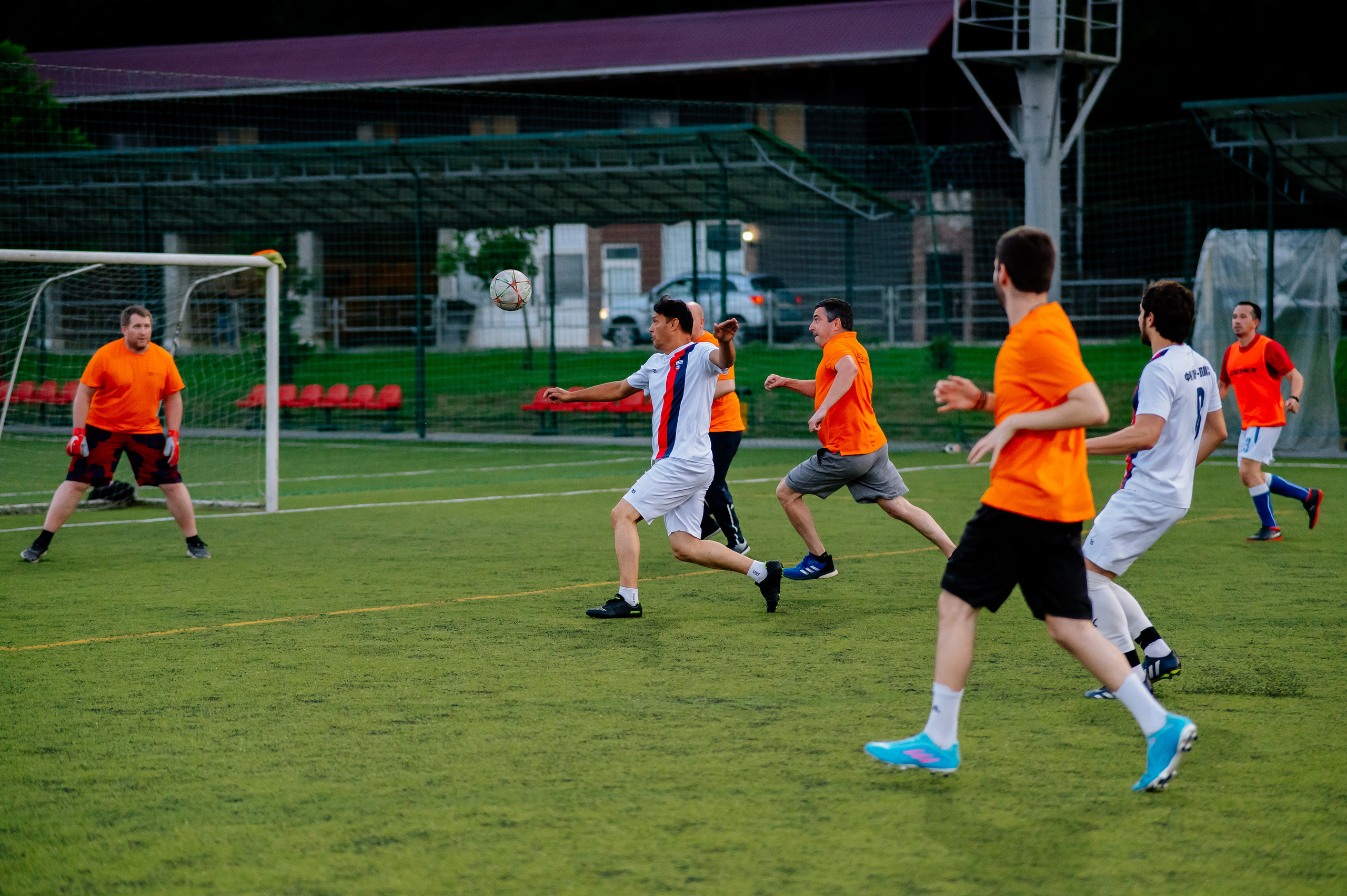 Футбольный матч — AR Group & Нор-Луйс. Свадебный и семейный фотограф в Сочи Никита Пищов