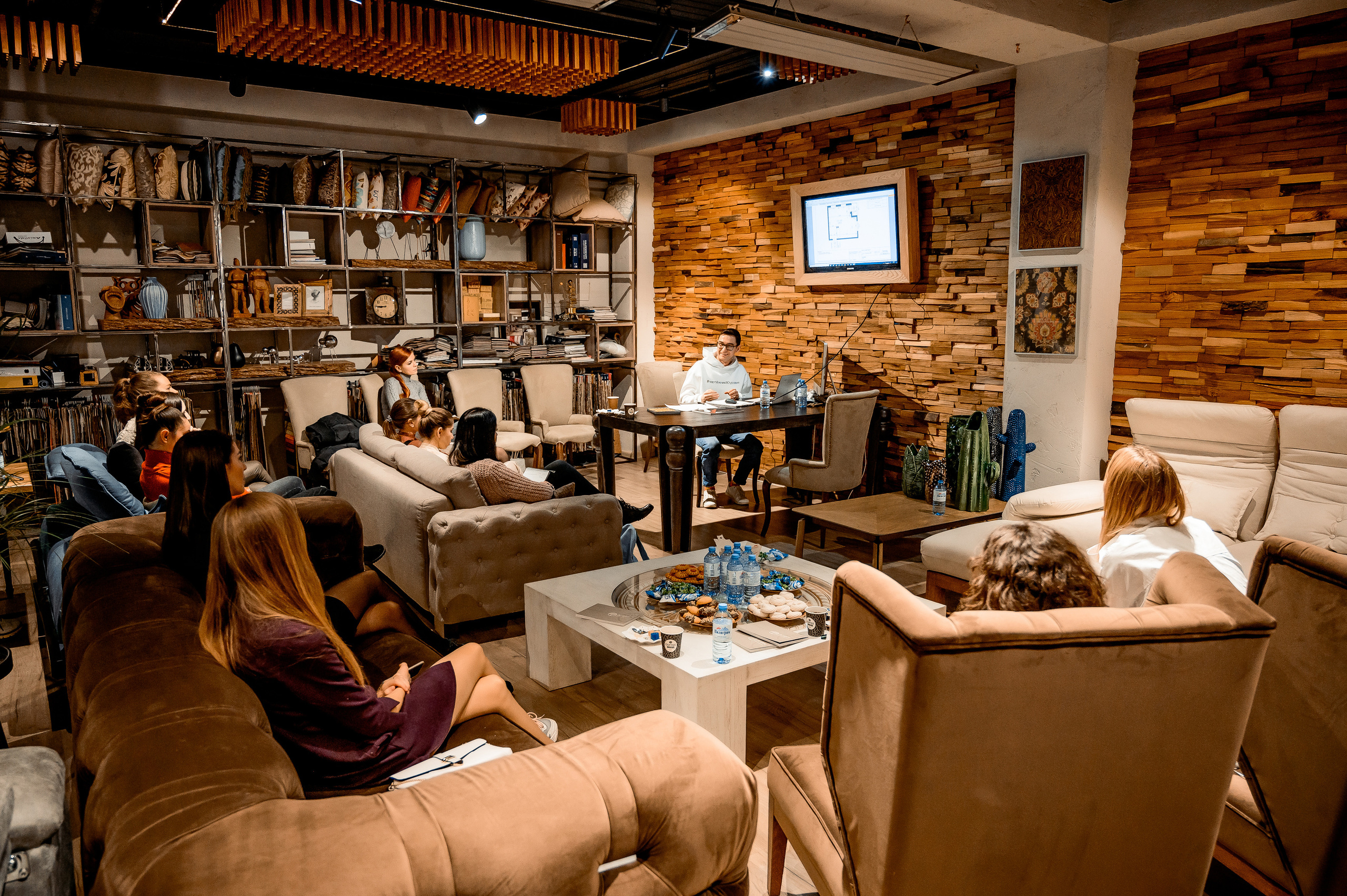 Собрание ARTTEX. Свадебный и семейный фотограф в Сочи Никита Пищов