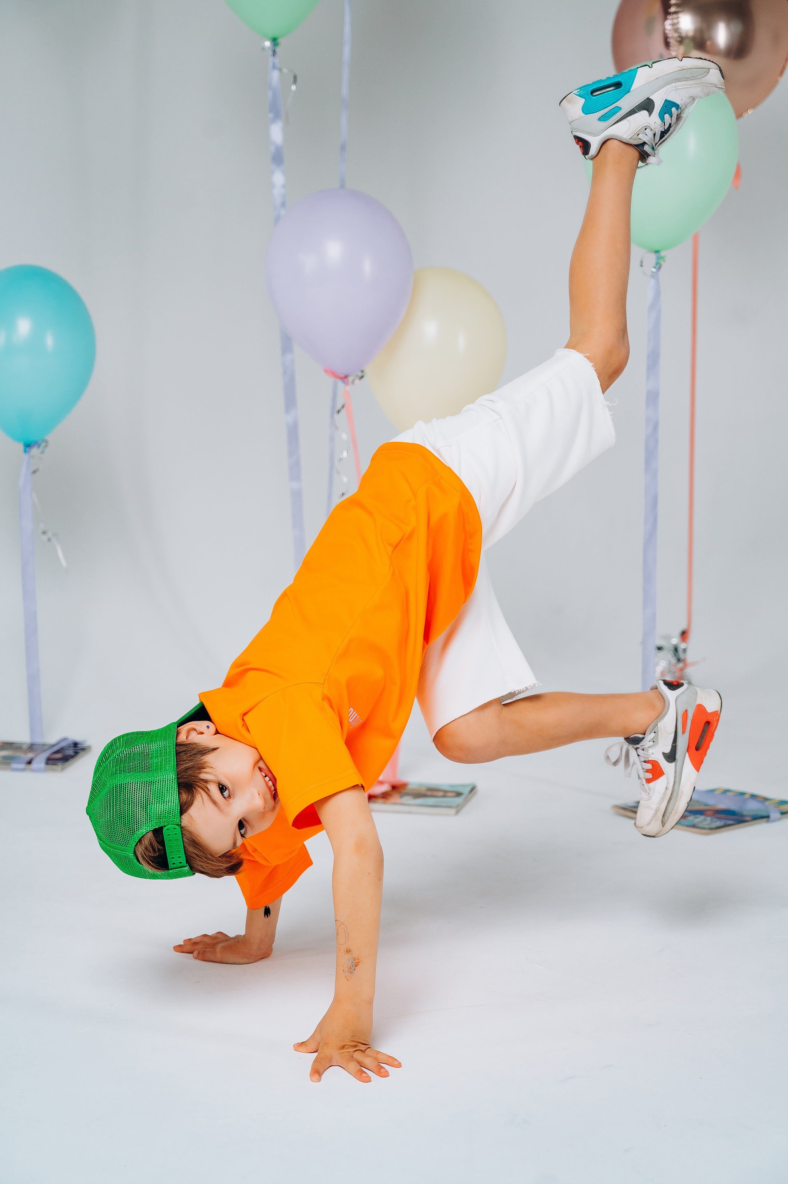 Каталог детской одежды. Свадебный и семейный фотограф в Сочи Никита Пищов