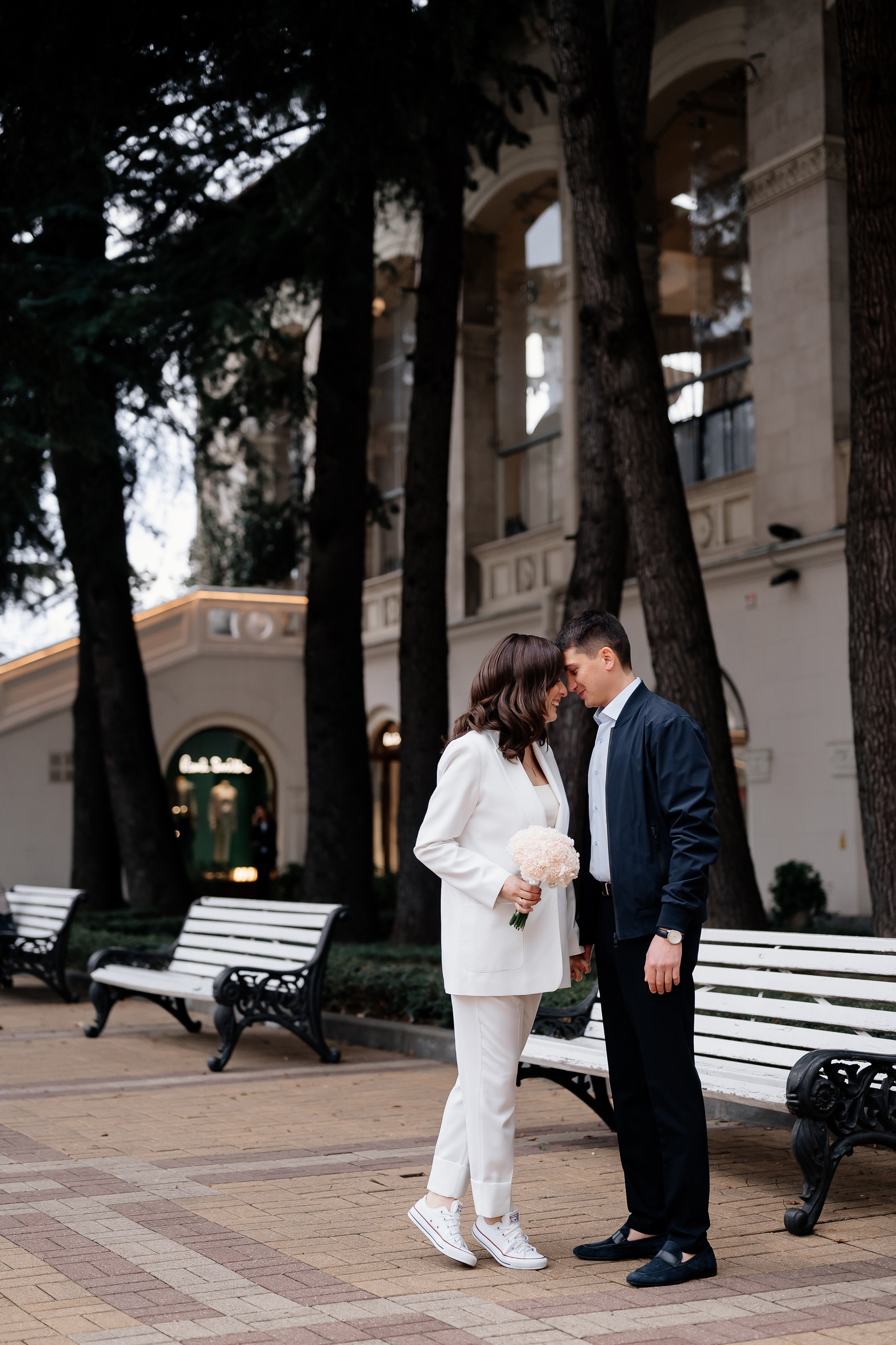 Прогулка после загса. Свадебный и семейный фотограф в Сочи Никита Пищов