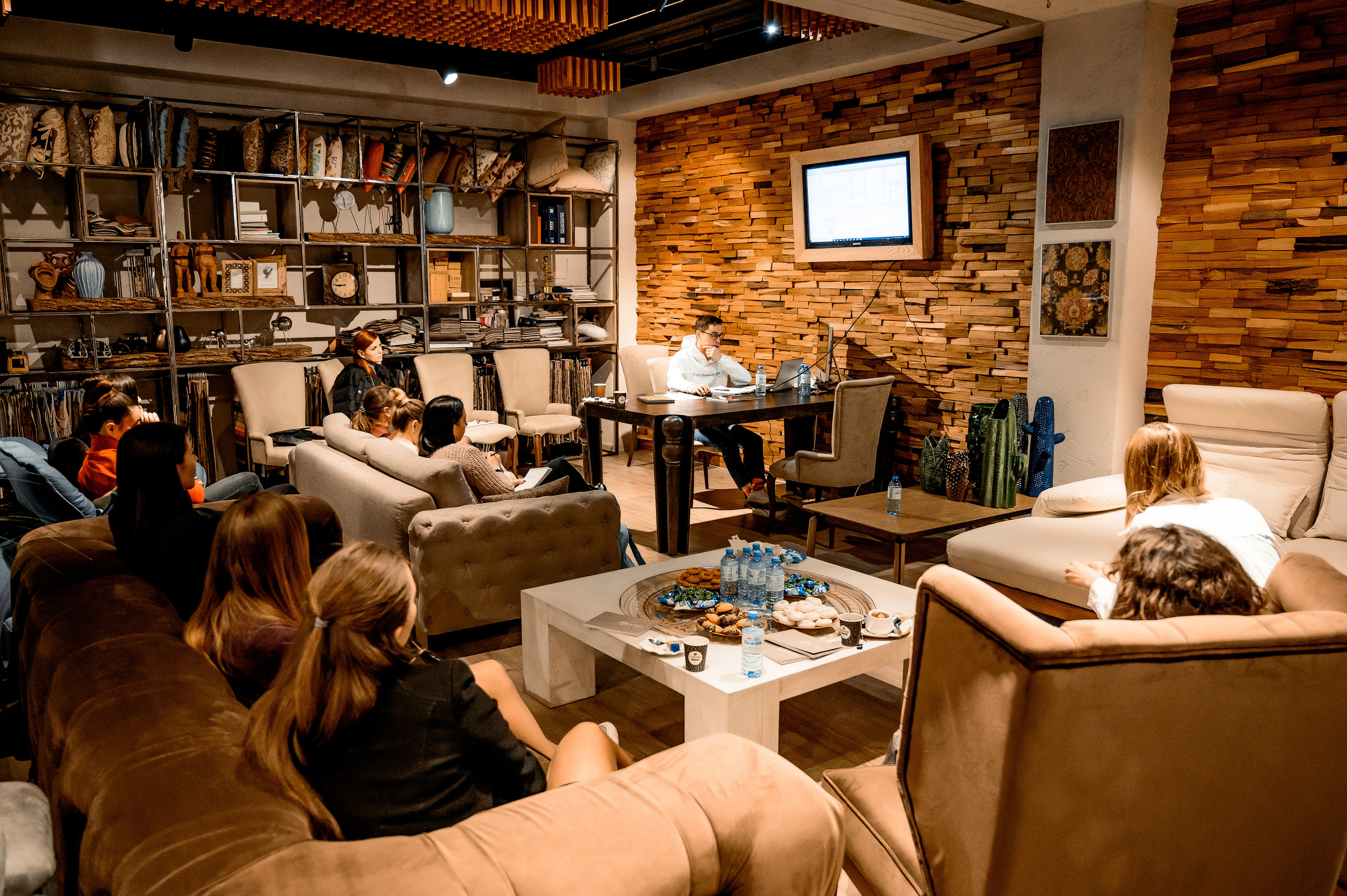 Собрание ARTTEX. Свадебный и семейный фотограф в Сочи Никита Пищов