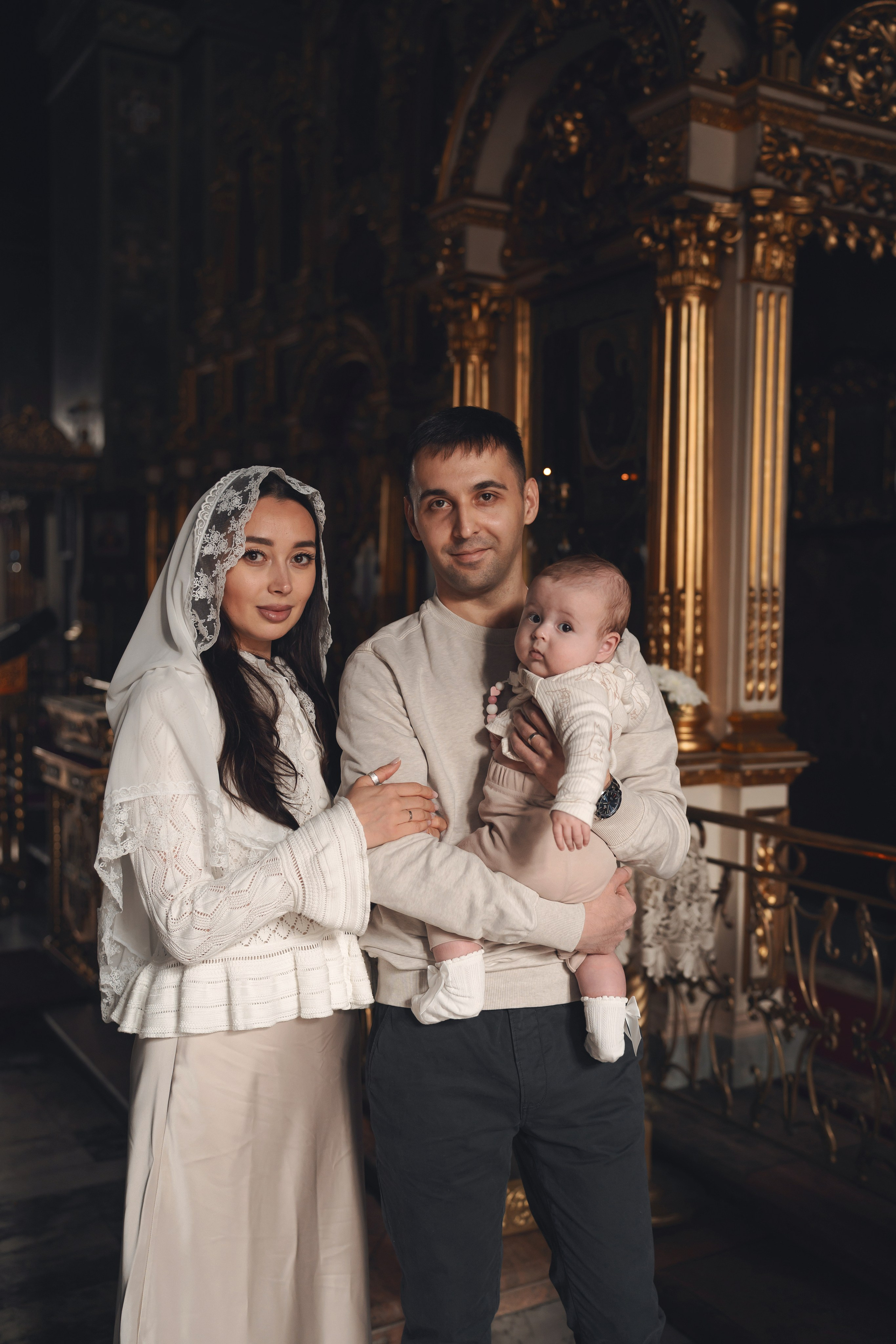 Крещение в православном Храме Воскресения Словущего в Даниловской Слободе. Семейный фотограф в Москве 📸