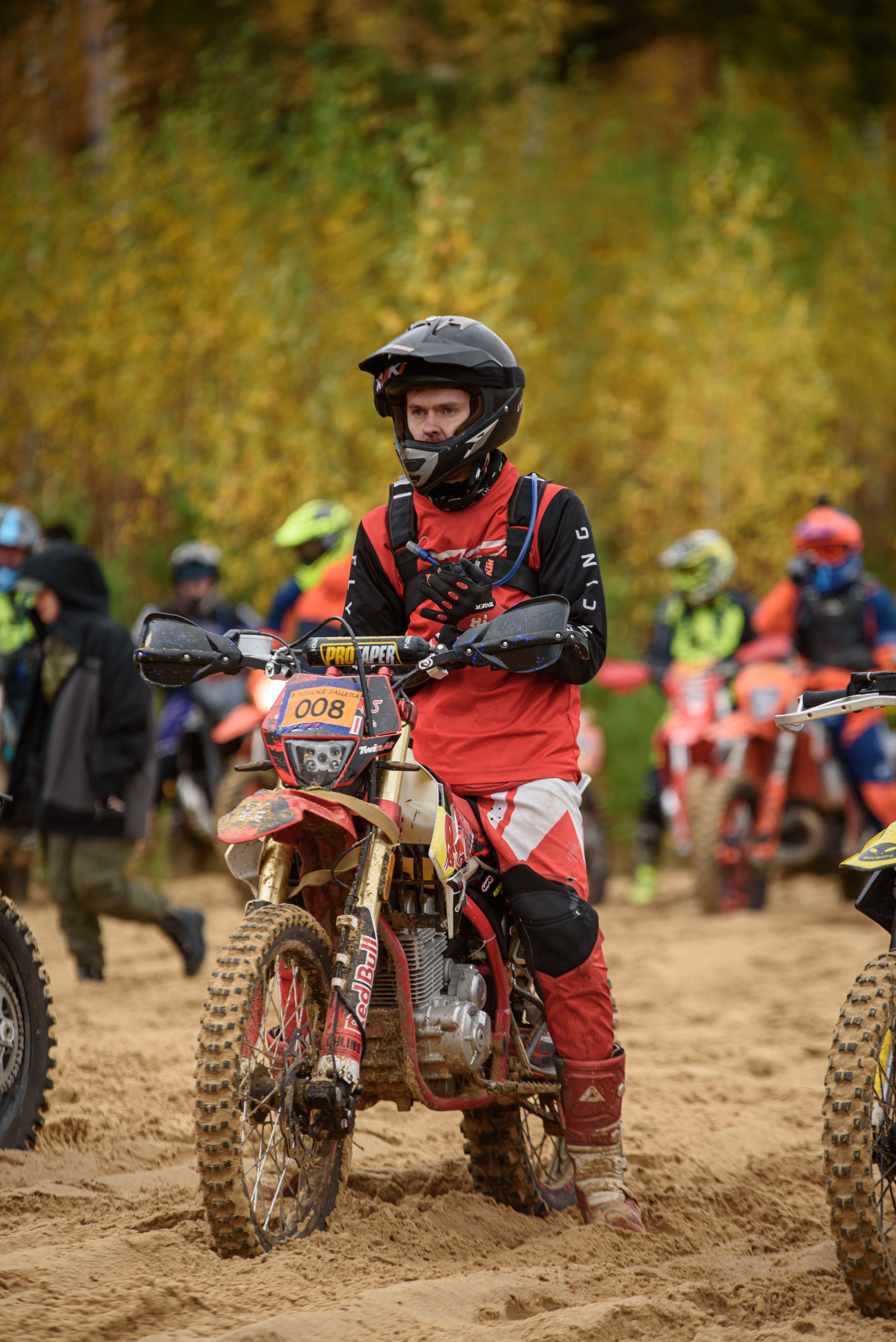 В поиске зацепа. Мотофотограф в Нижнем Новгороде Динара Зуйкова