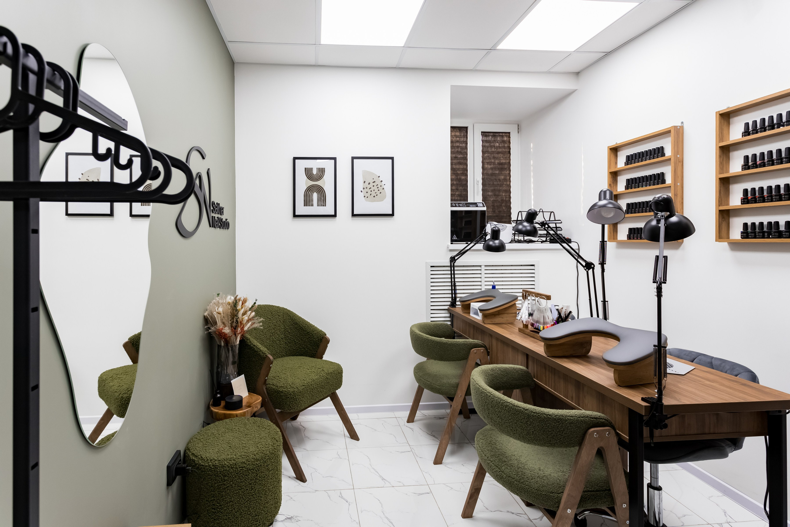 Студия красоты Sakhar Nail Studio. Интерьеры, Контент, Портреты | Фотограф в Москве Дани Терно