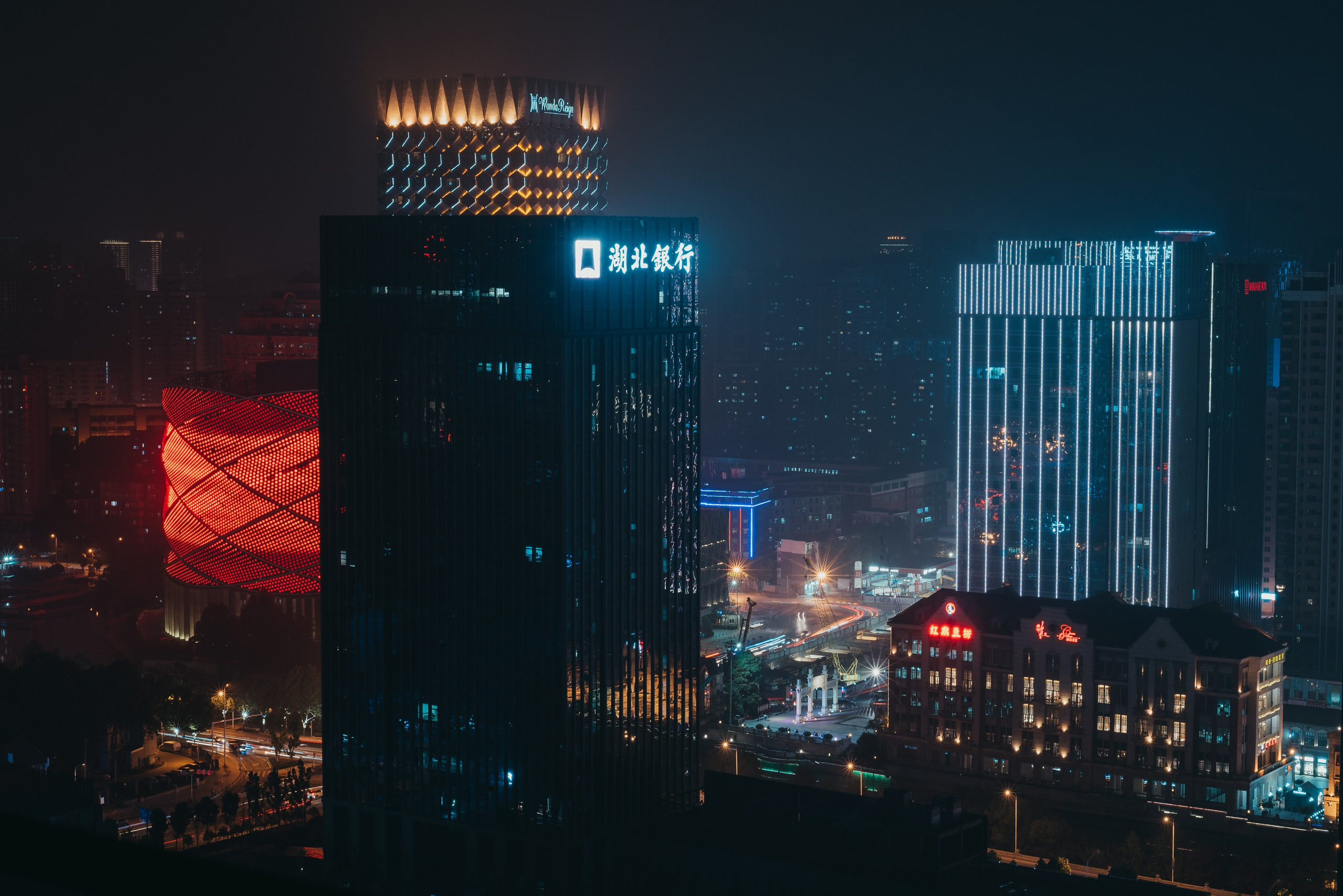 Рекламный фотограф из Гуанчжоу: путешествие по Уханю через объектив камеры. Коммерческий и предметный фотограф в Гуанчжоу Коваленко Александр